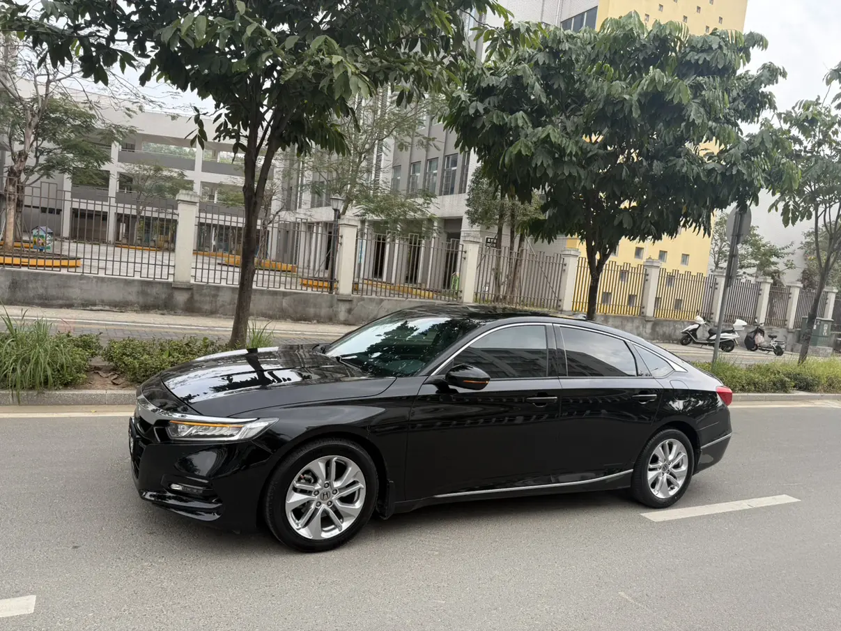 Honda Accord  из Китая