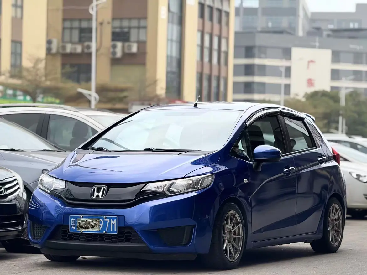 Honda Fit  из Китая