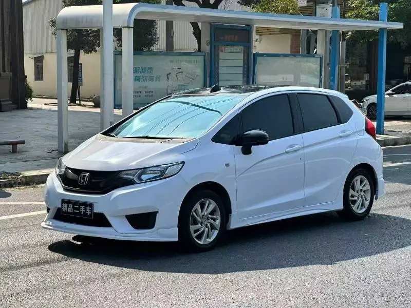 Honda Fit  из Китая