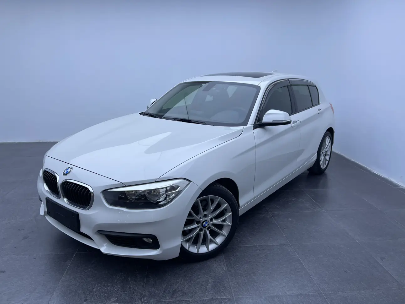 BMW 1 Series  из Китая