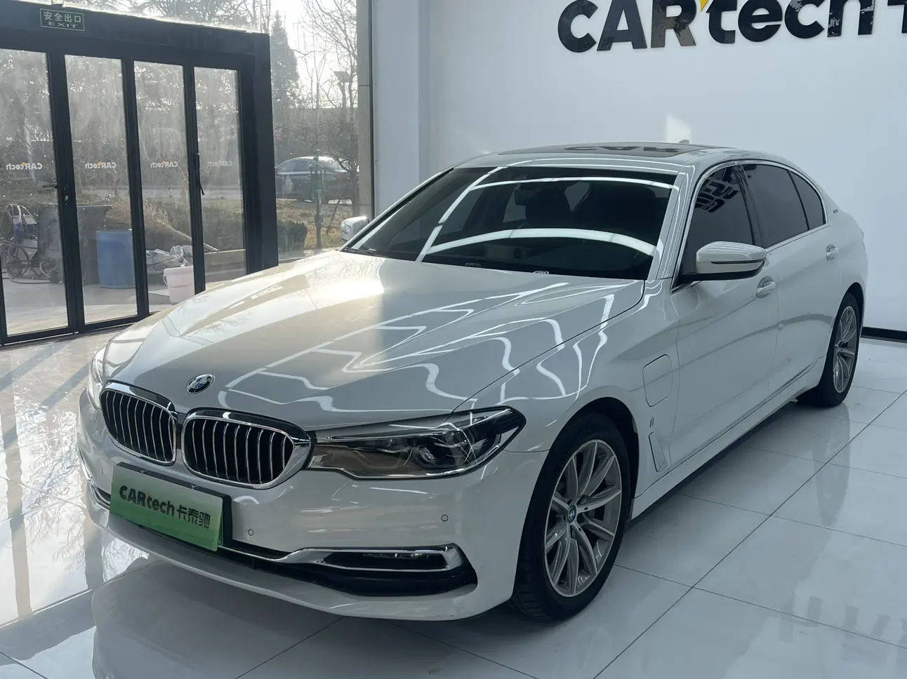 BMW 5 Series PHEV  из Китая