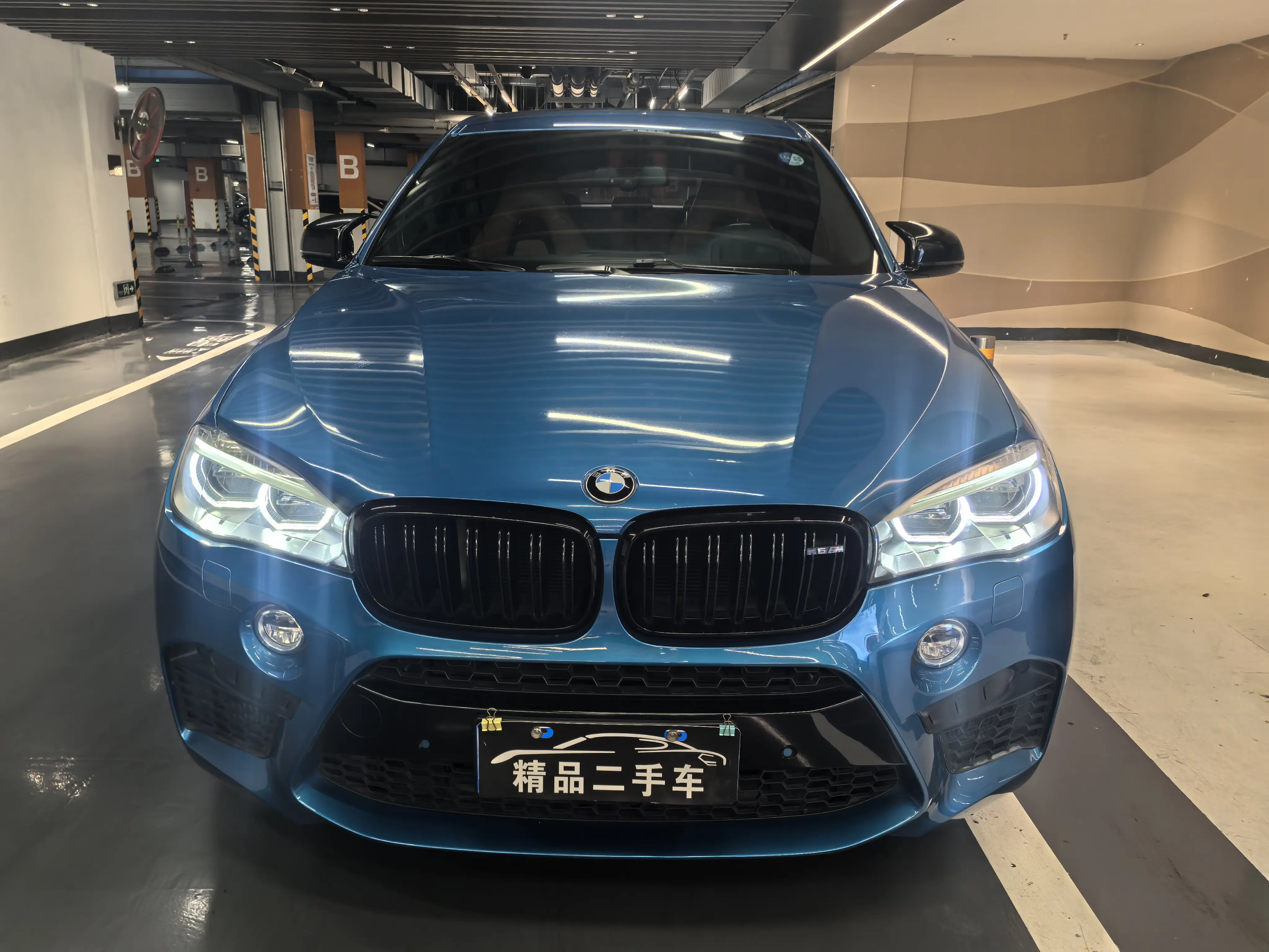 BMW X6 M  из Китая