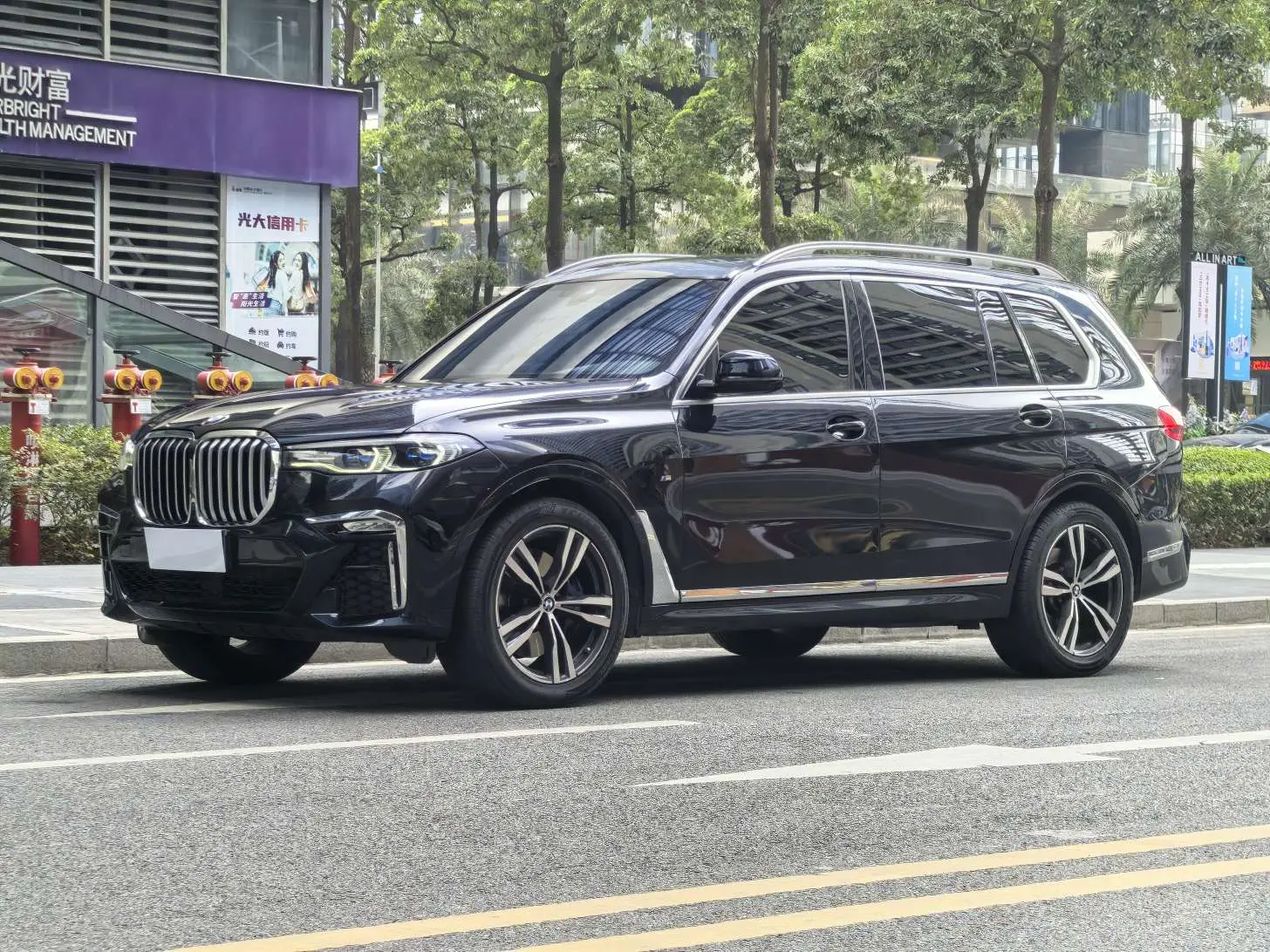 BMW X7  из Китая