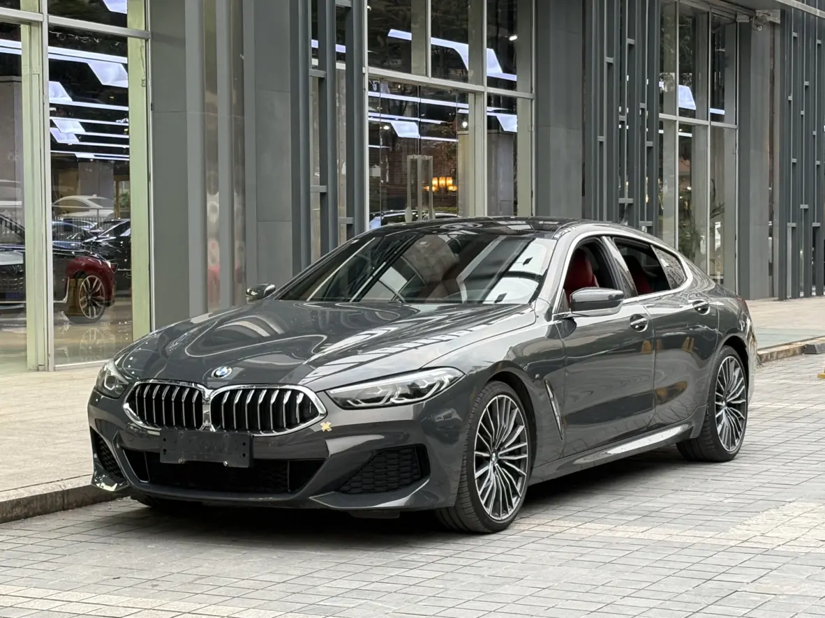 BMW 8 Series  из Китая