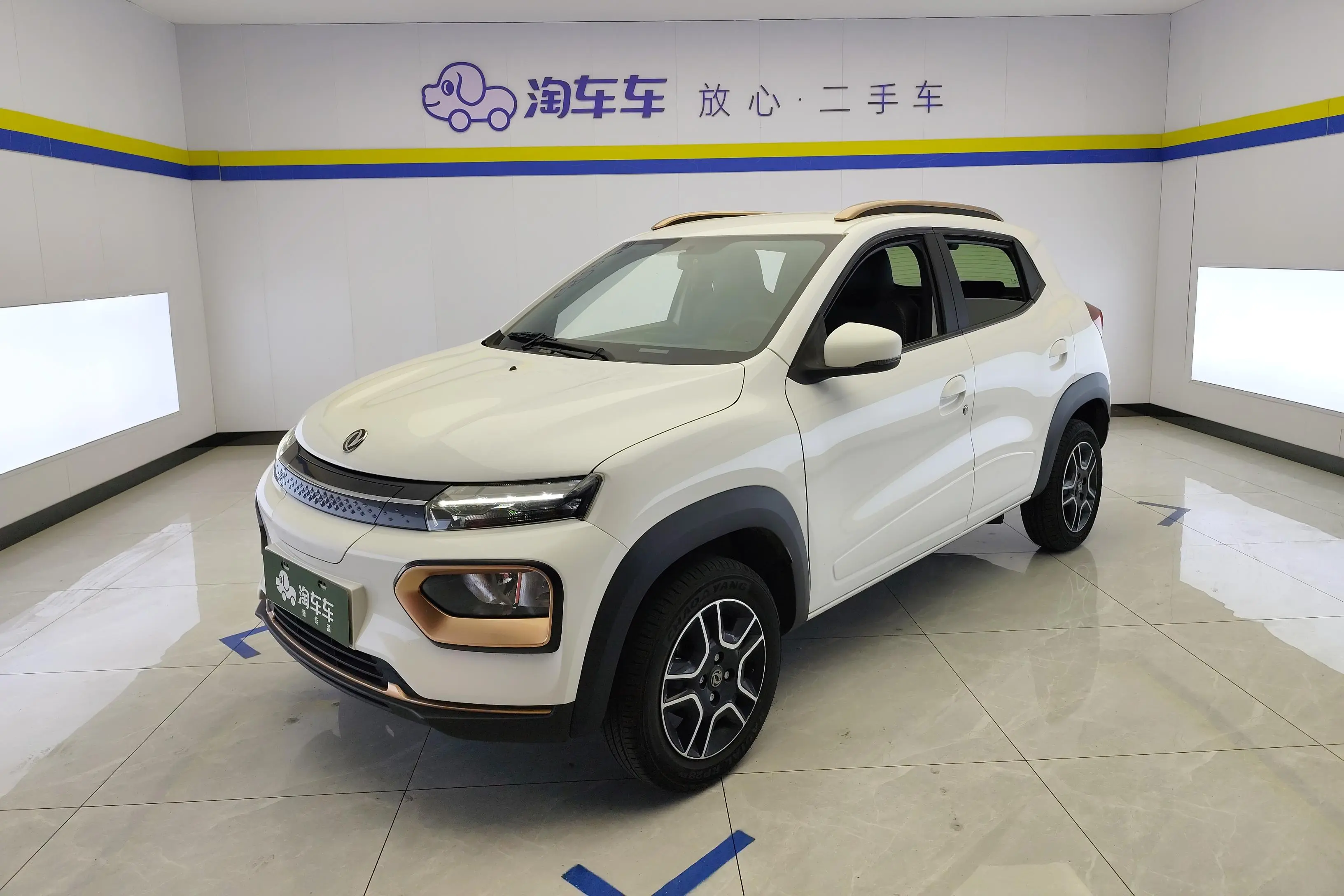 Dongfeng Nano BOX  из Китая