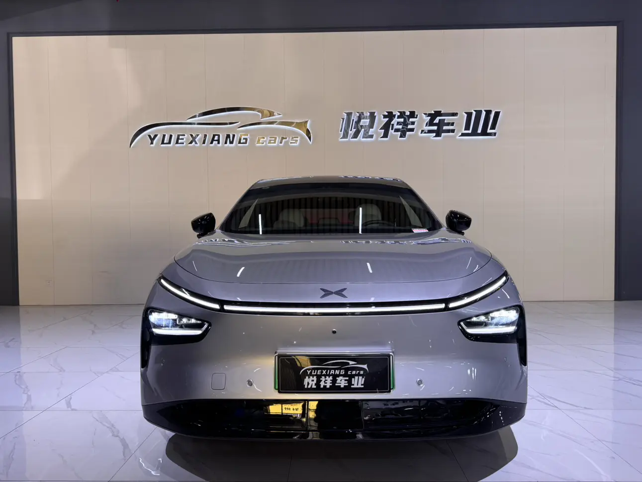 Xpeng G7  из Китая