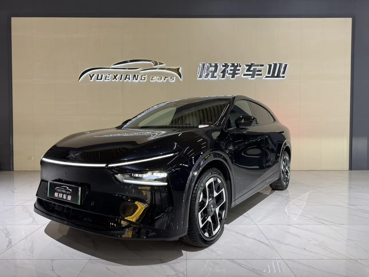 Xpeng G7  из Китая