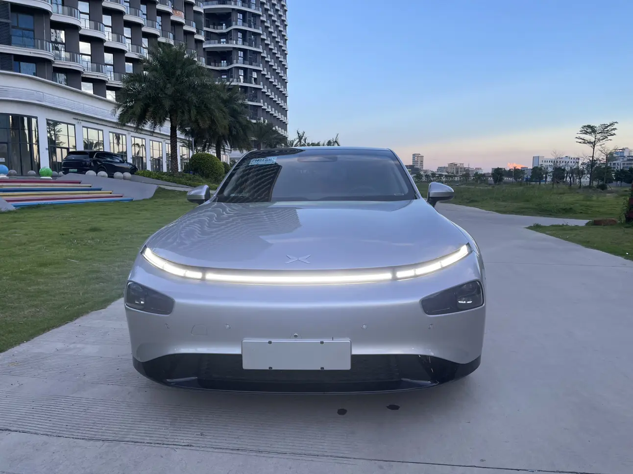 Xpeng P7  из Китая