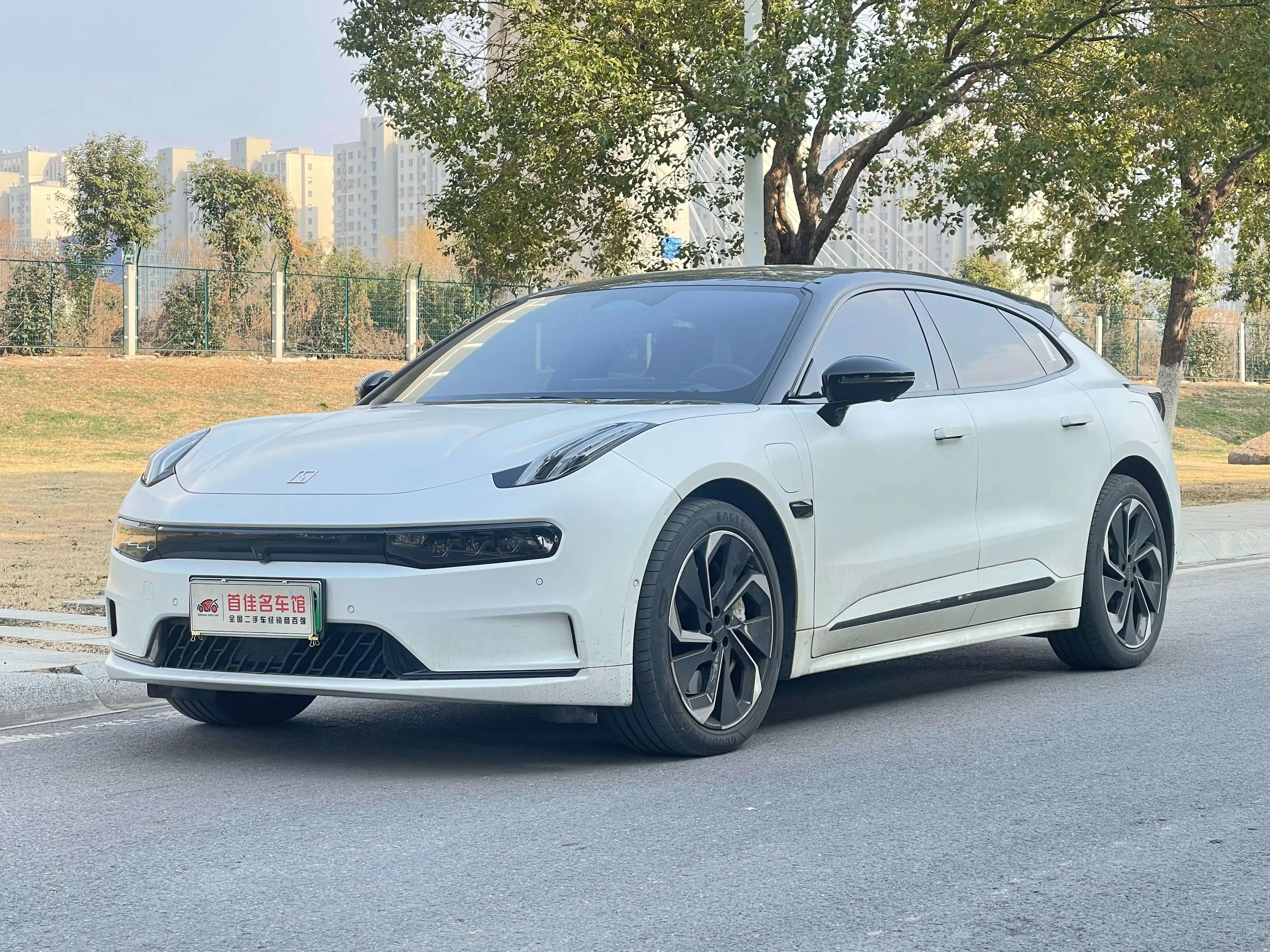 ZEEKR 001  из Китая