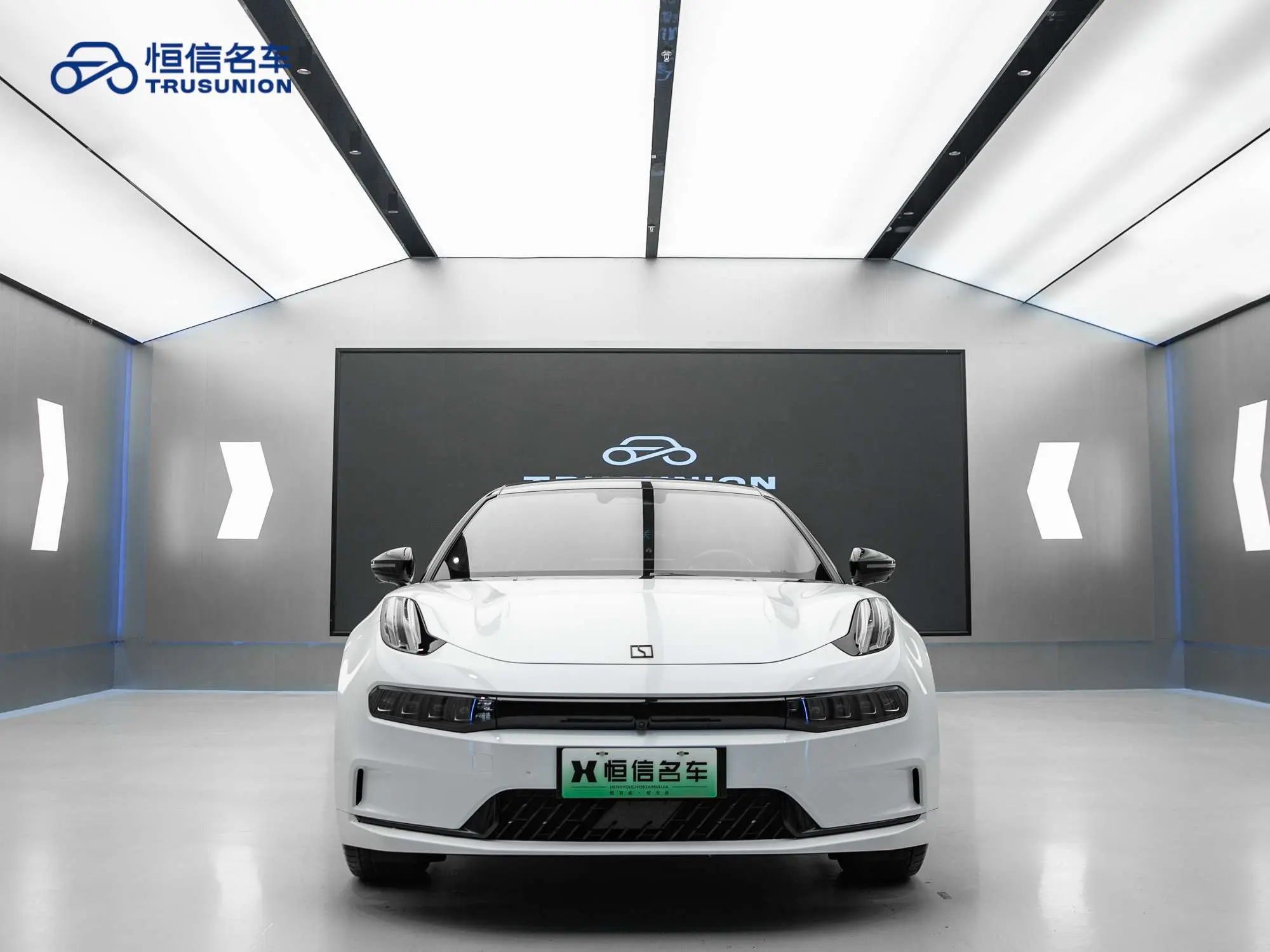 ZEEKR 001  из Китая