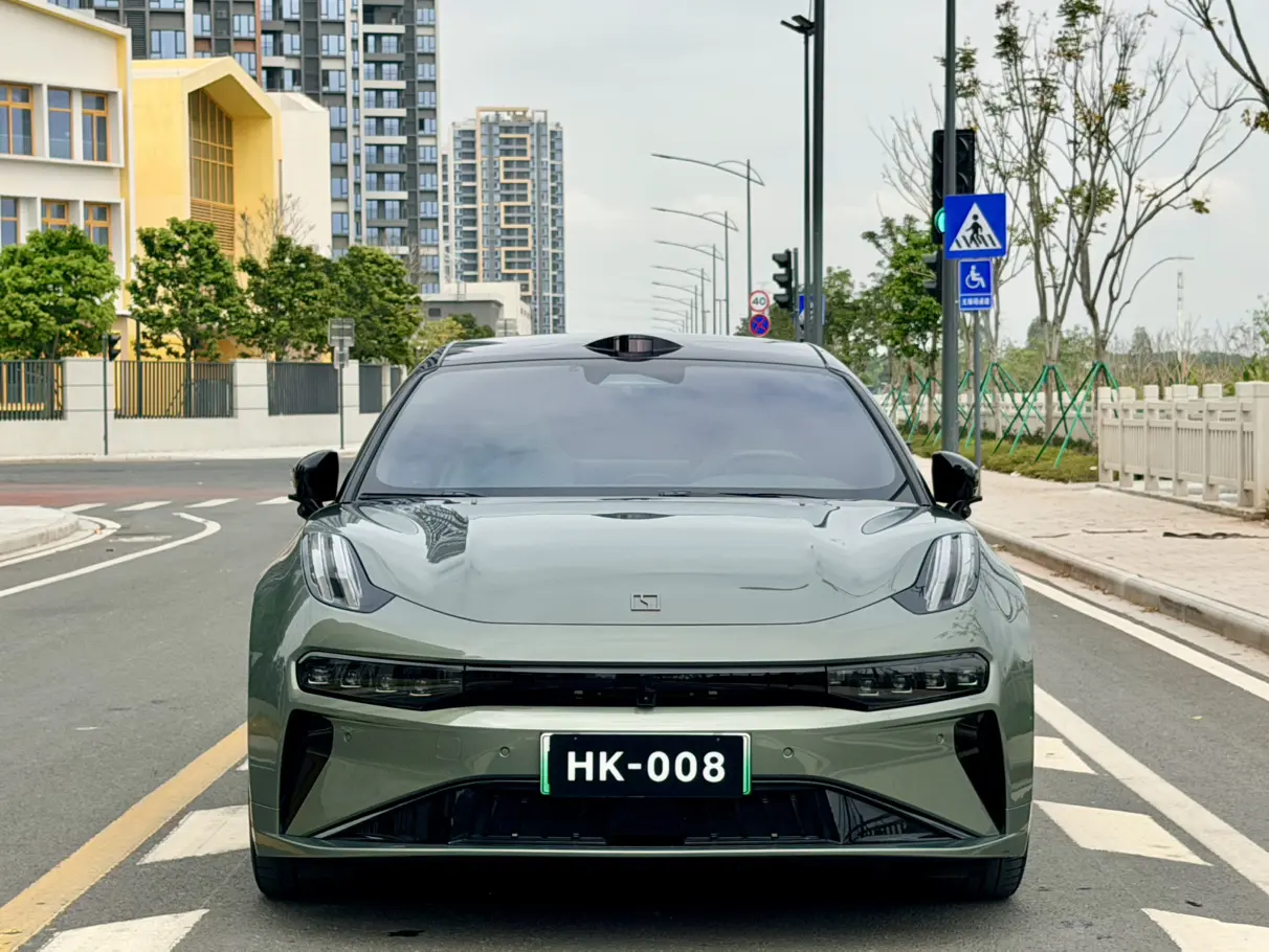 ZEEKR 001  из Китая