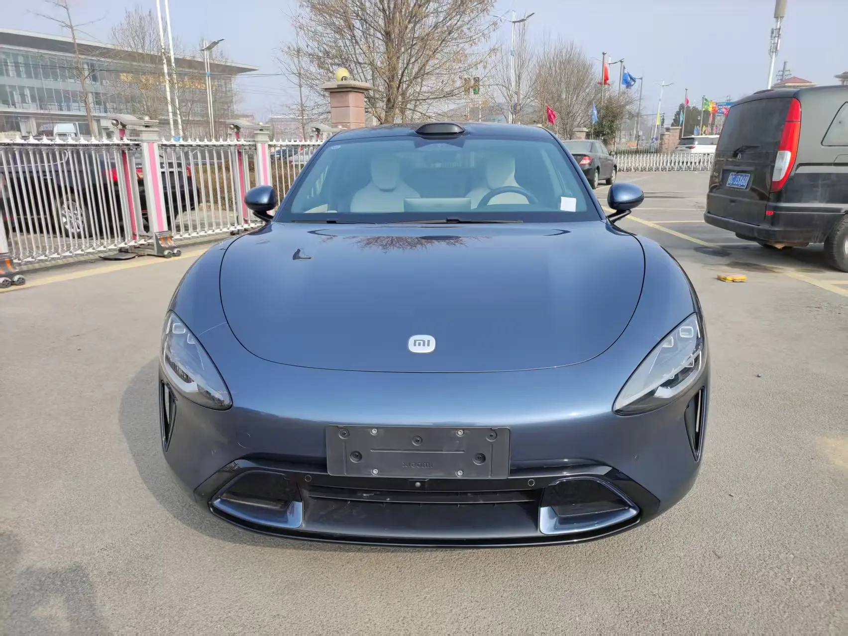 Xiaomi car Xiaomi SU7  из Китая