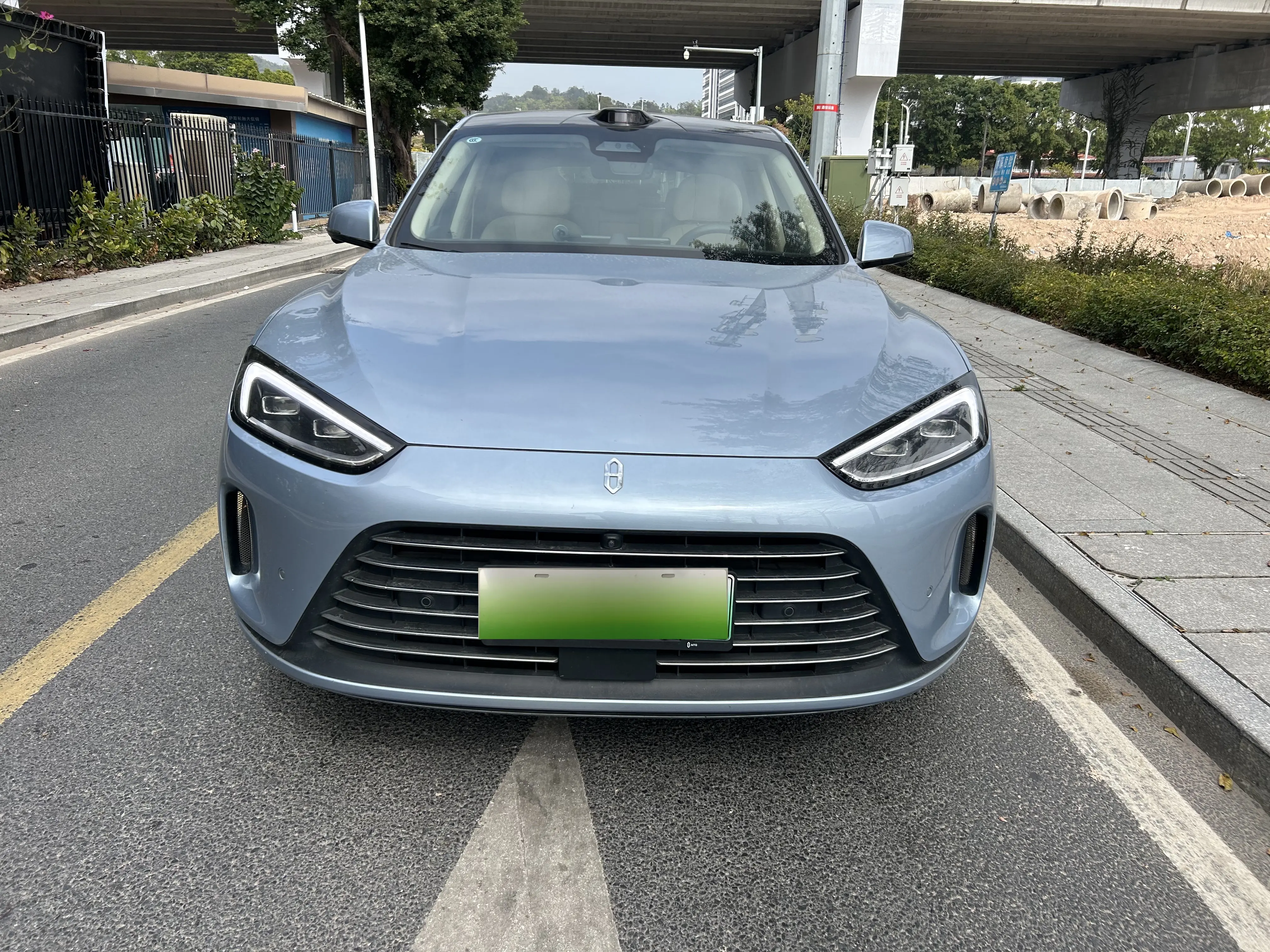 AITO M5 (Wenjie M5)  из Китая