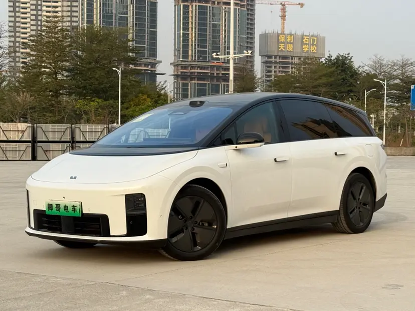 Li Ideal i8  из Китая