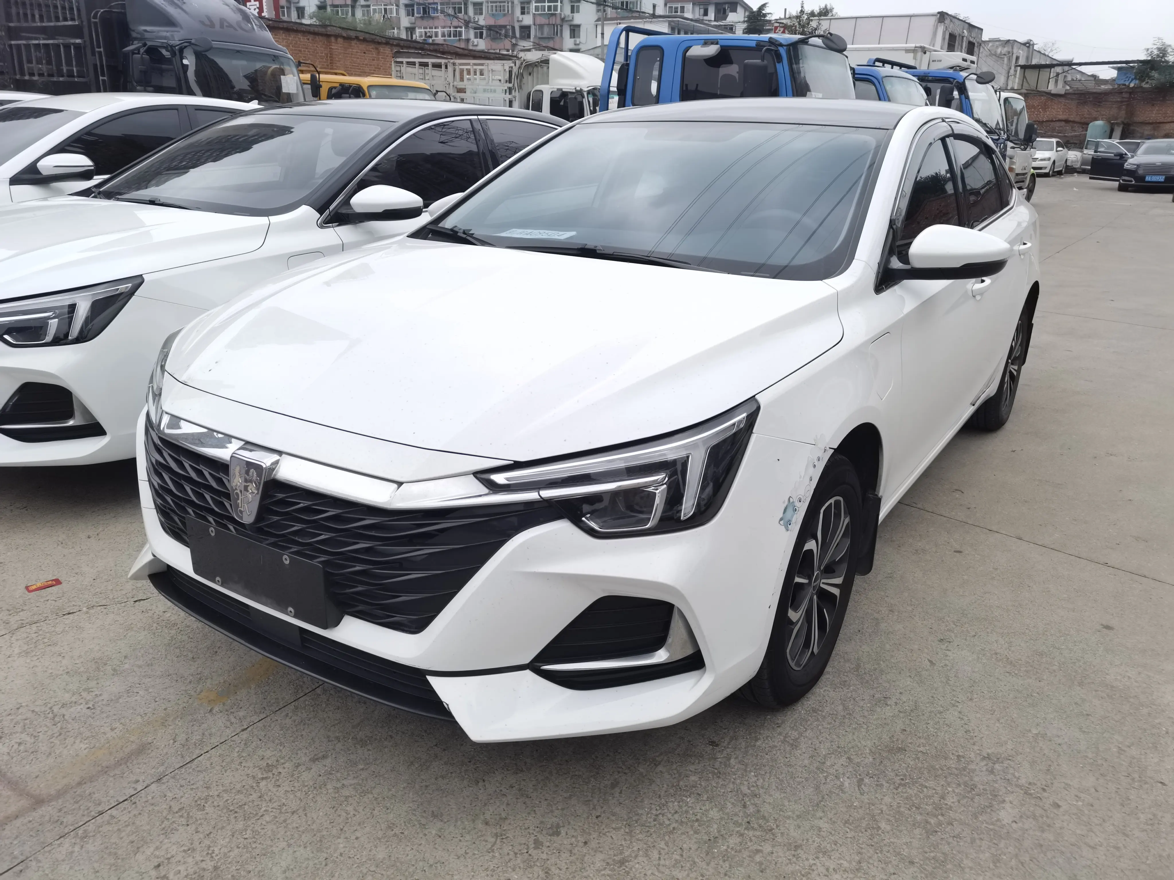 Roewe i6 MAX EV  из Китая