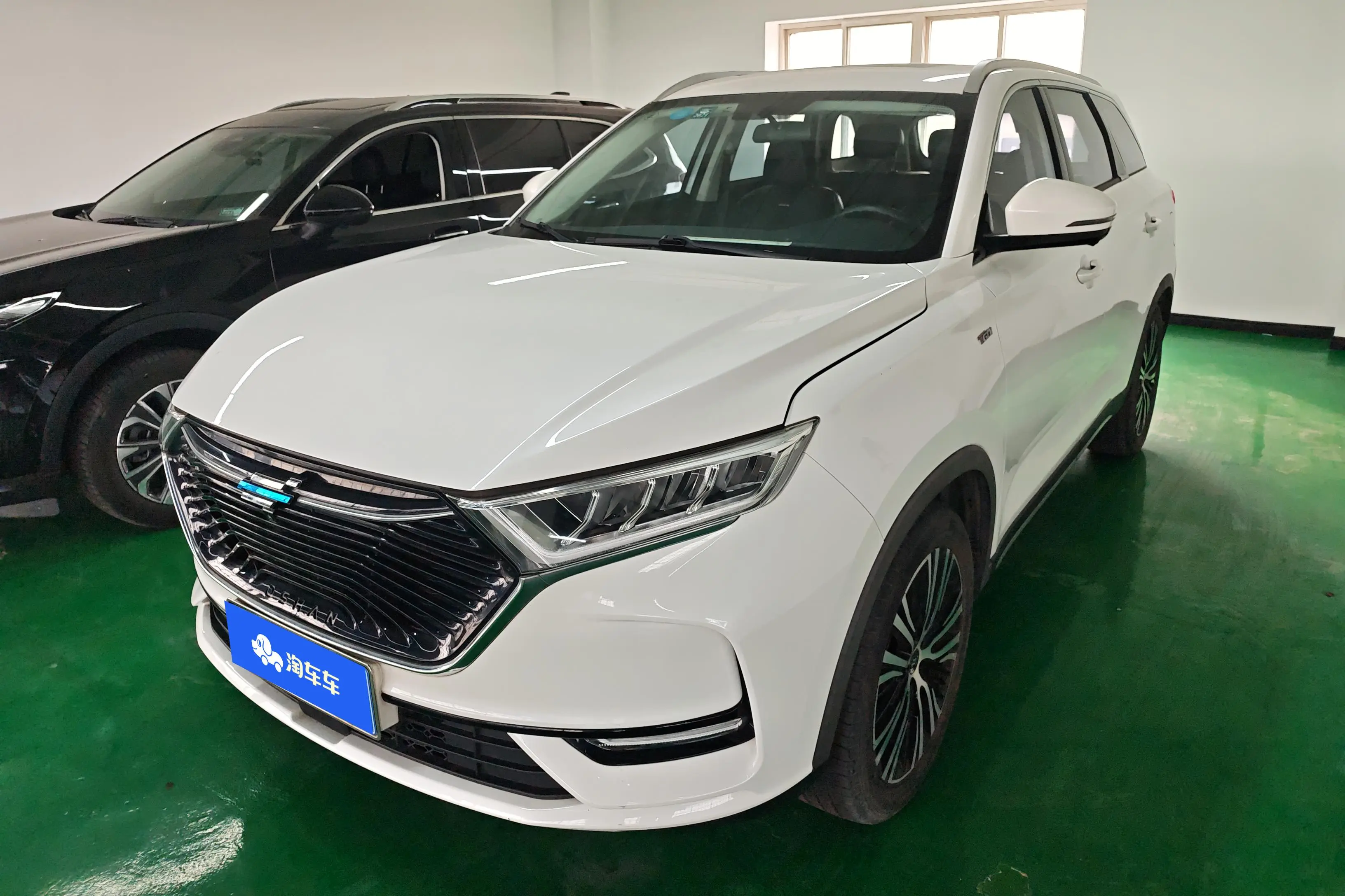 Oshan Changan Auchan X7  из Китая