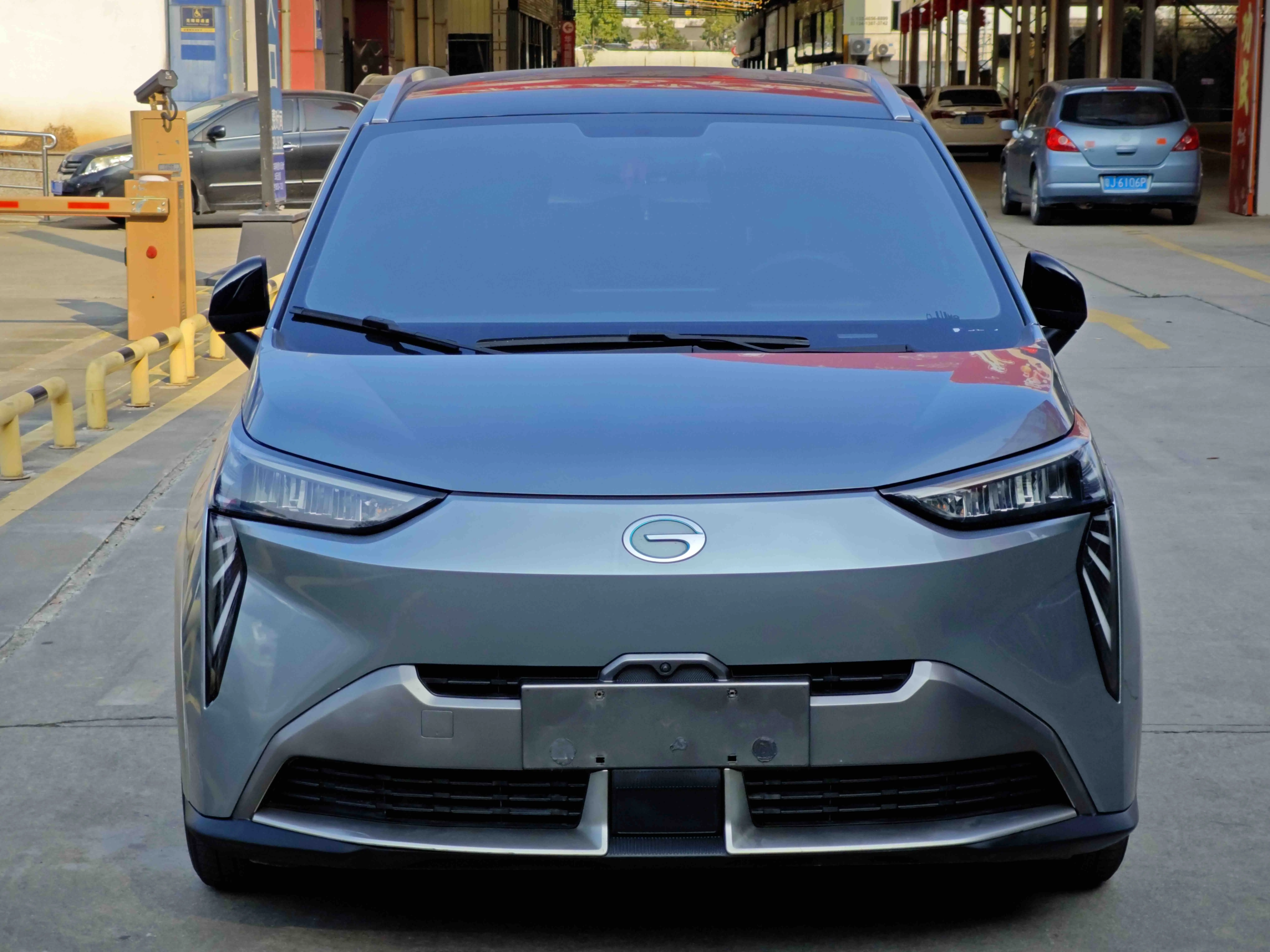 AION Y  из Китая