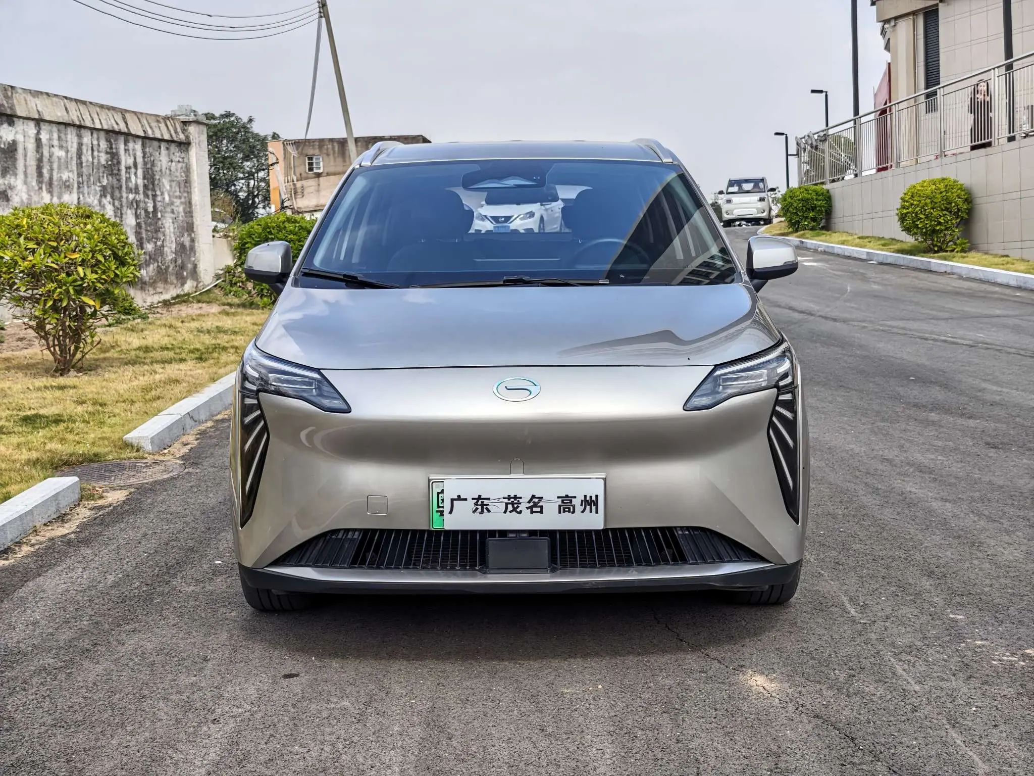 AION Y  из Китая