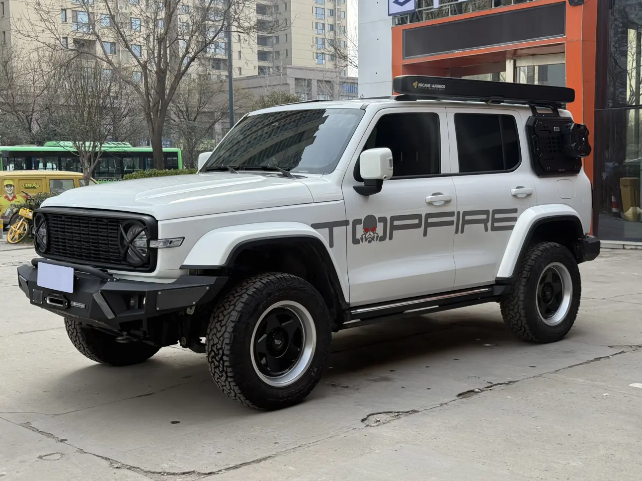 Tank 300  из Китая