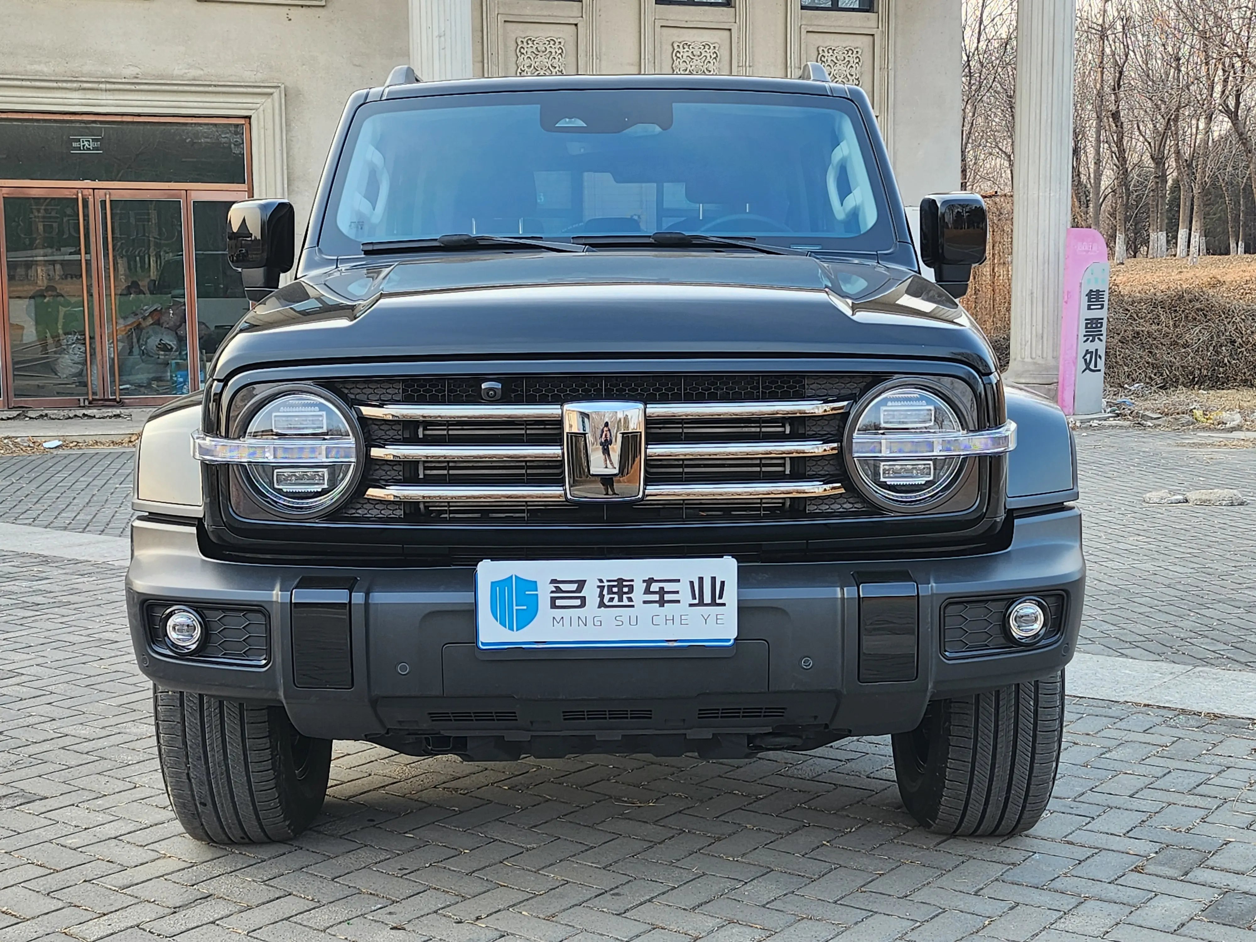 Tank 300  из Китая