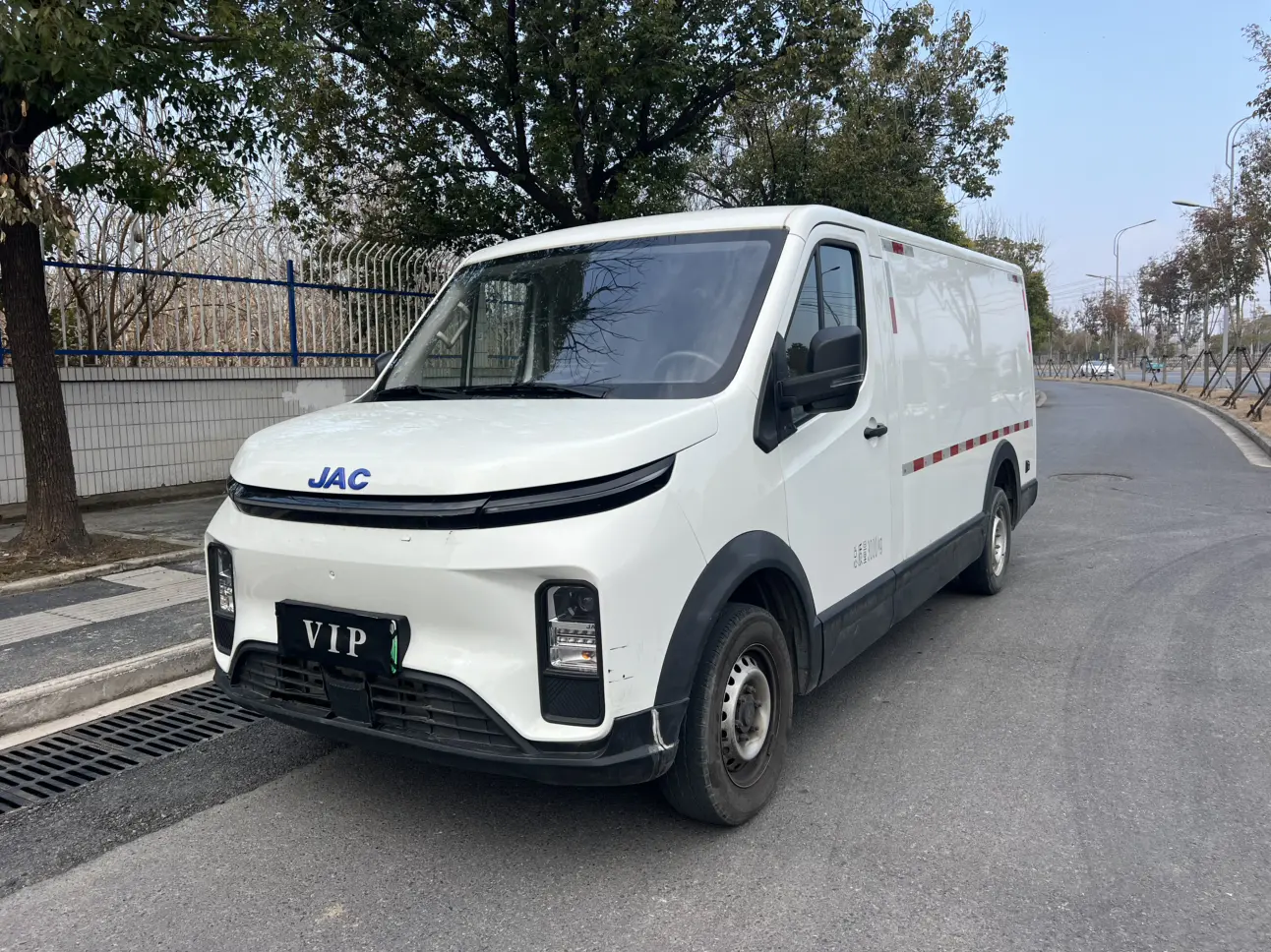 Jiangxi JAC Van Bolo  из Китая