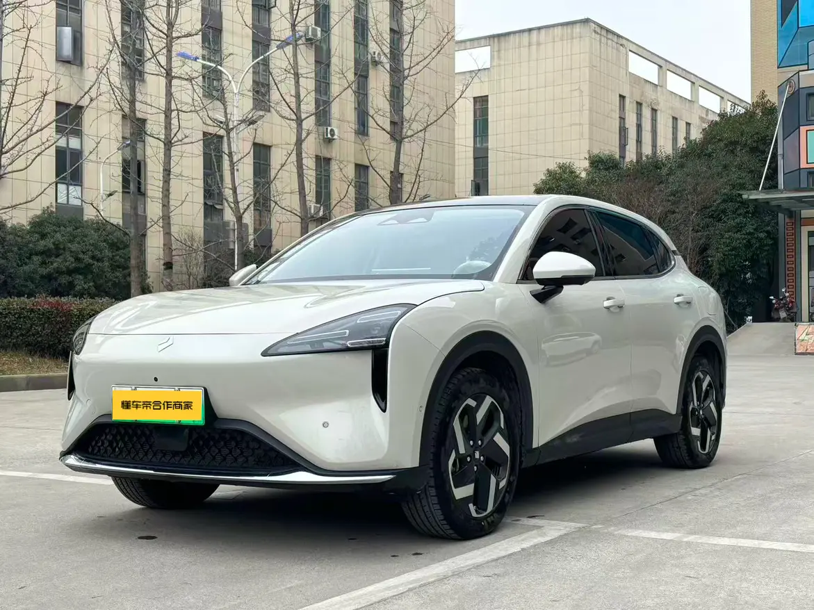 Baojun Yunhai EV  из Китая