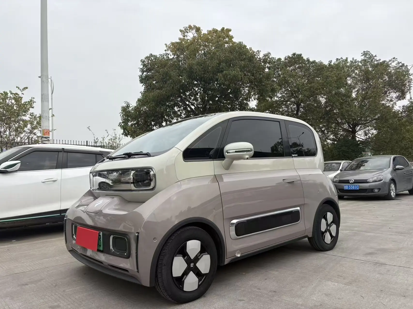 Baojun KiWi EV  из Китая