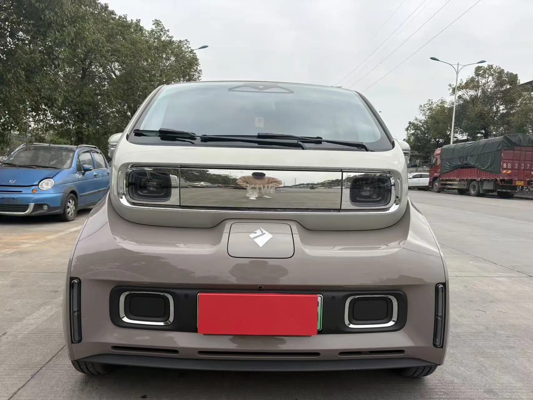 Baojun KiWi EV  из Китая
