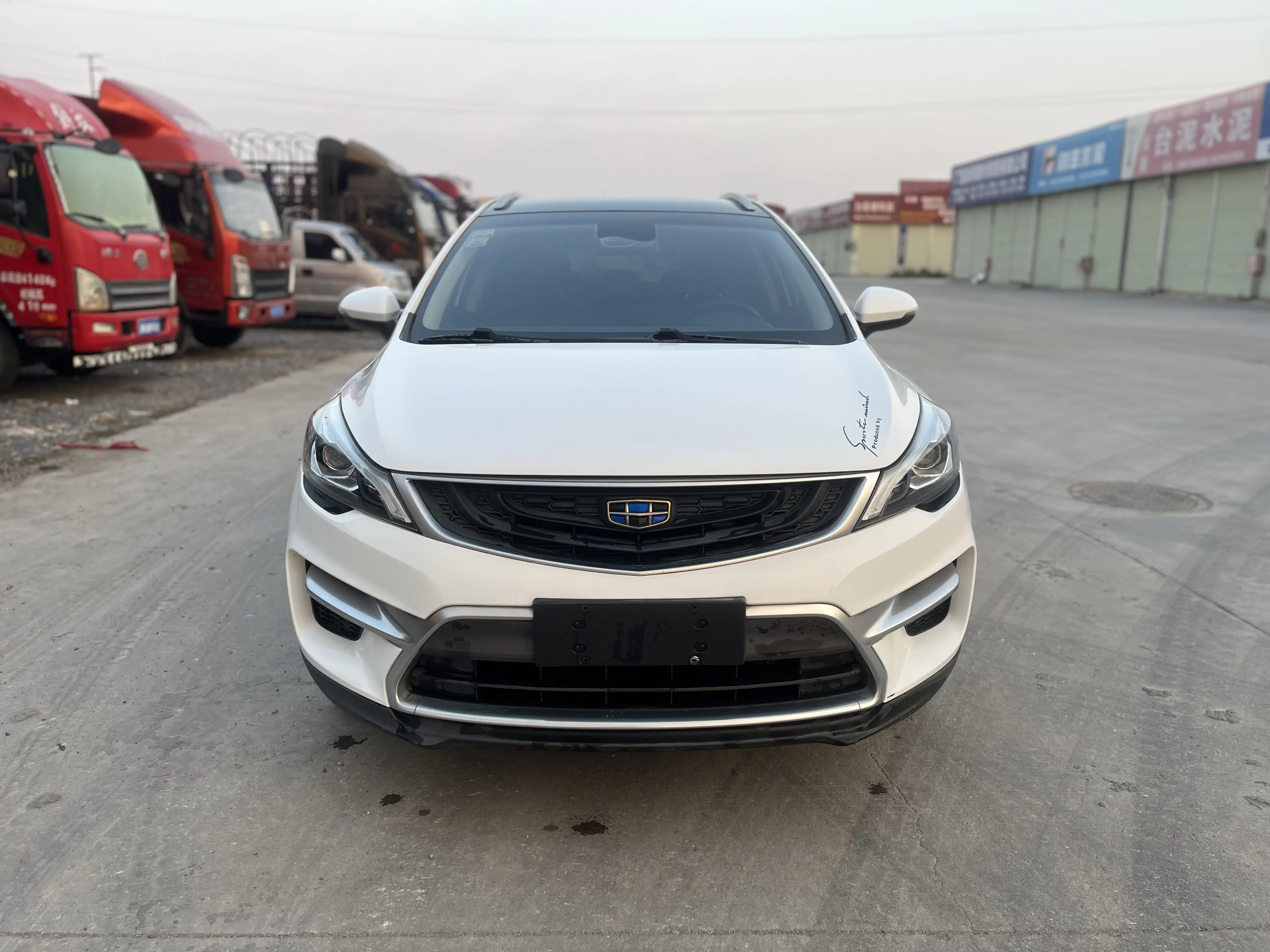 Geely Emgrand GS  из Китая