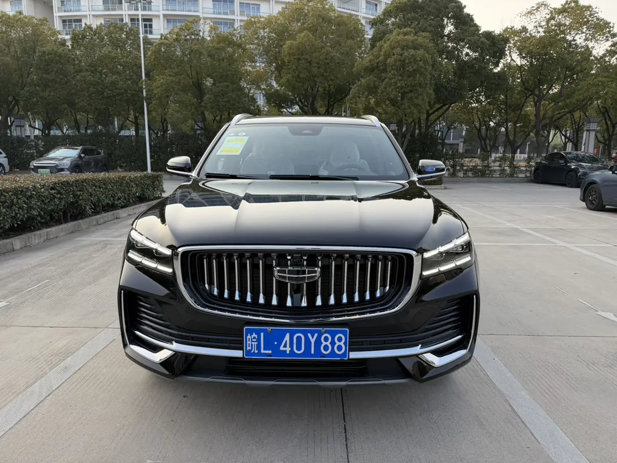 Geely Monjaro (Xingyue L)  из Китая