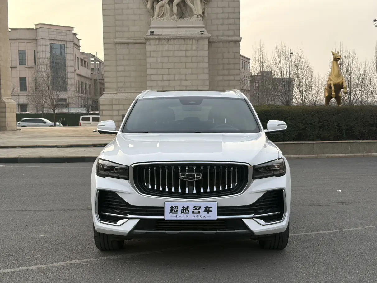 Geely Monjaro (Xingyue L)  из Китая