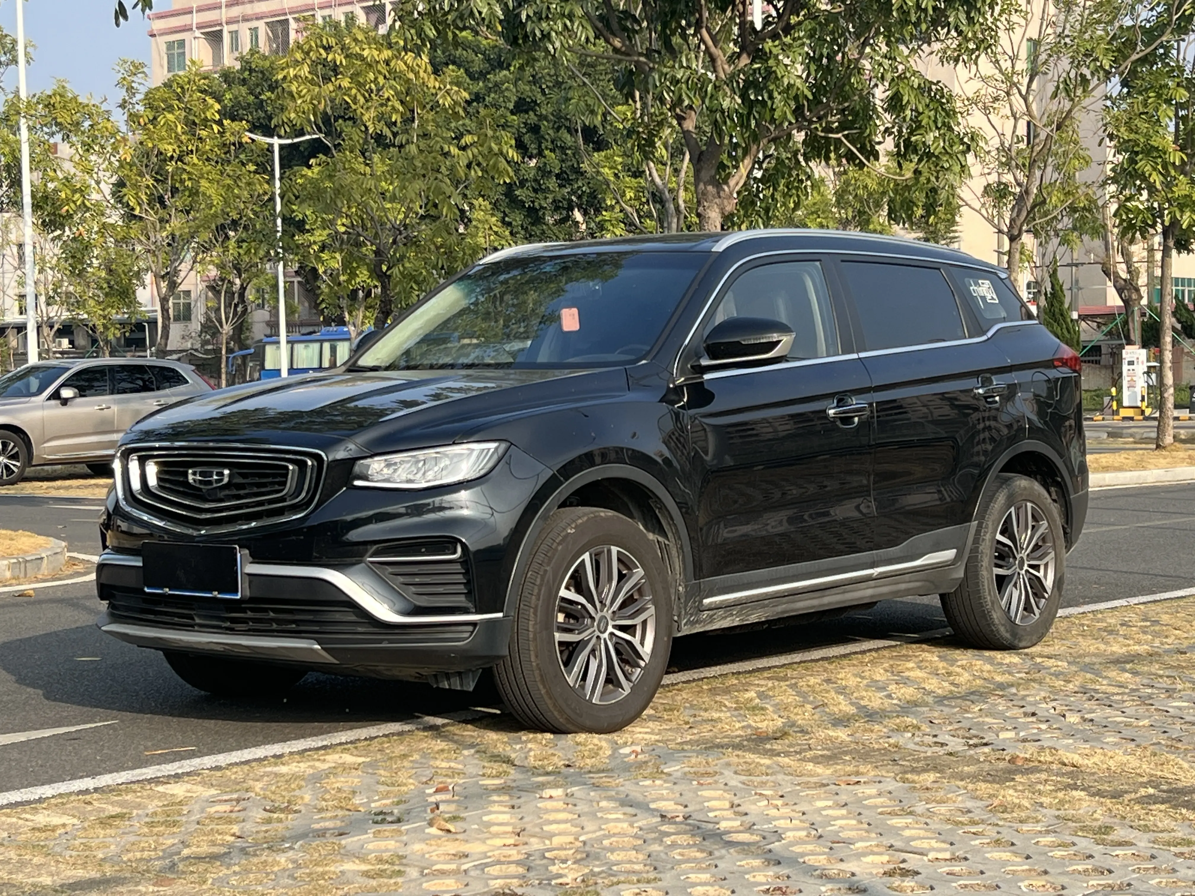 Geely Atlas (Boyue)  из Китая