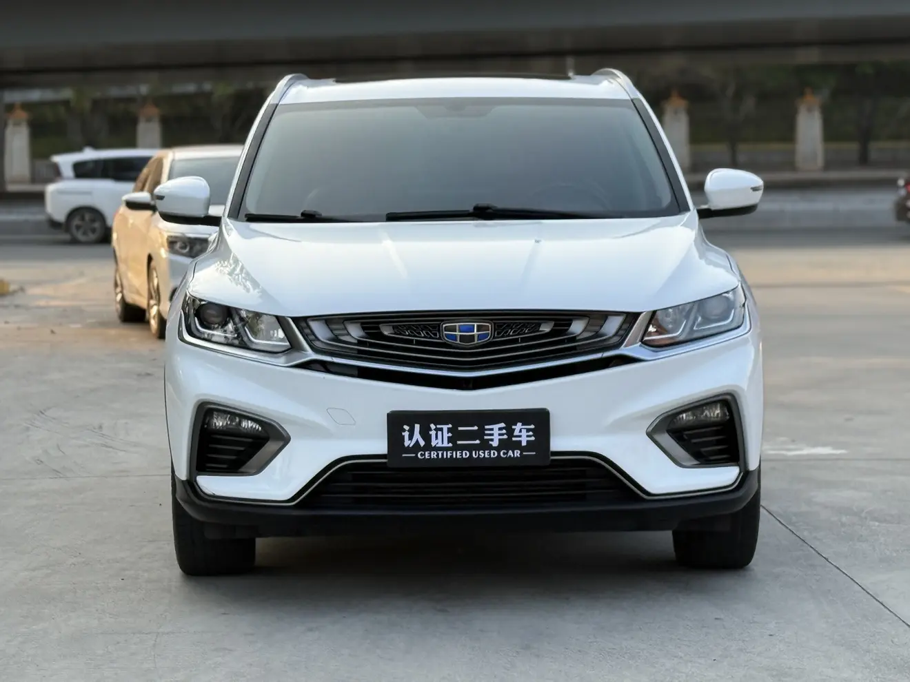 Geely Coolray SX11 (Binyue)  из Китая