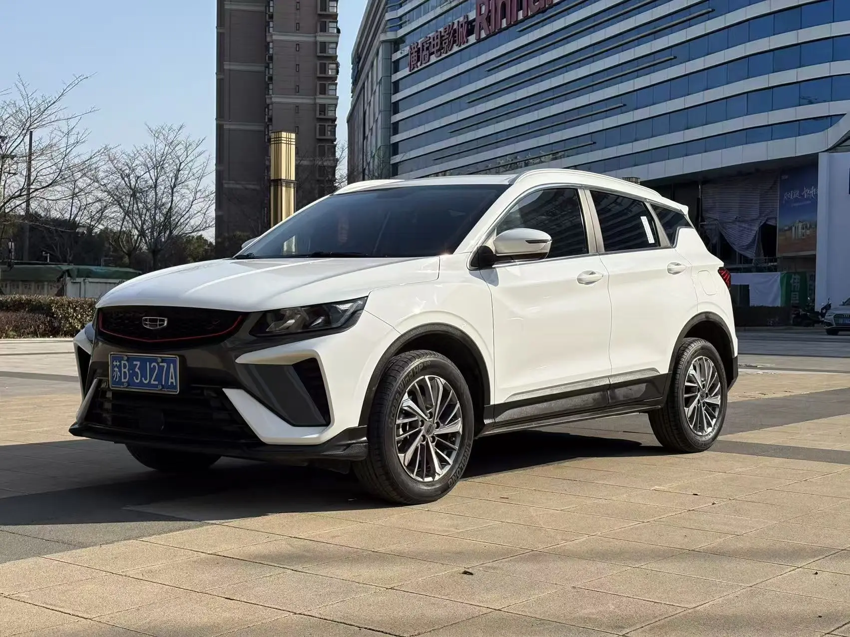 Geely Coolray SX11 (Binyue)  из Китая