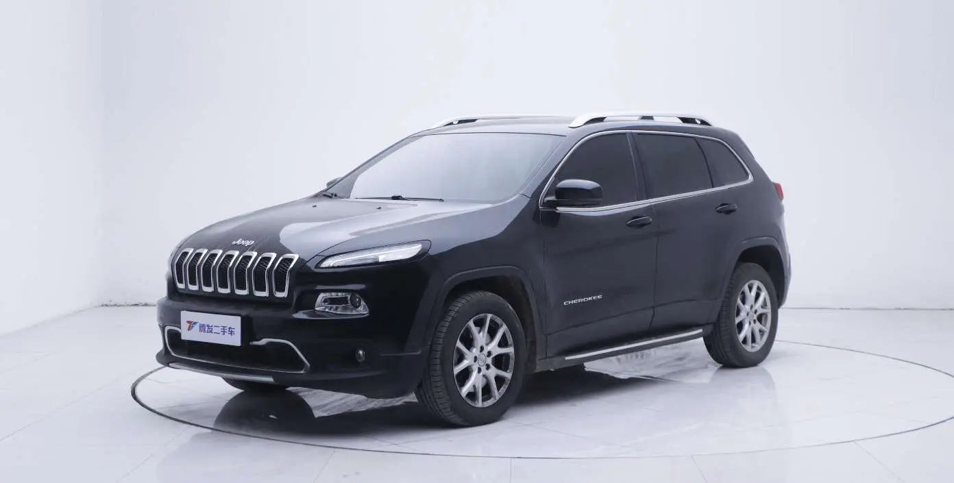 Jeep Cherokee  из Китая