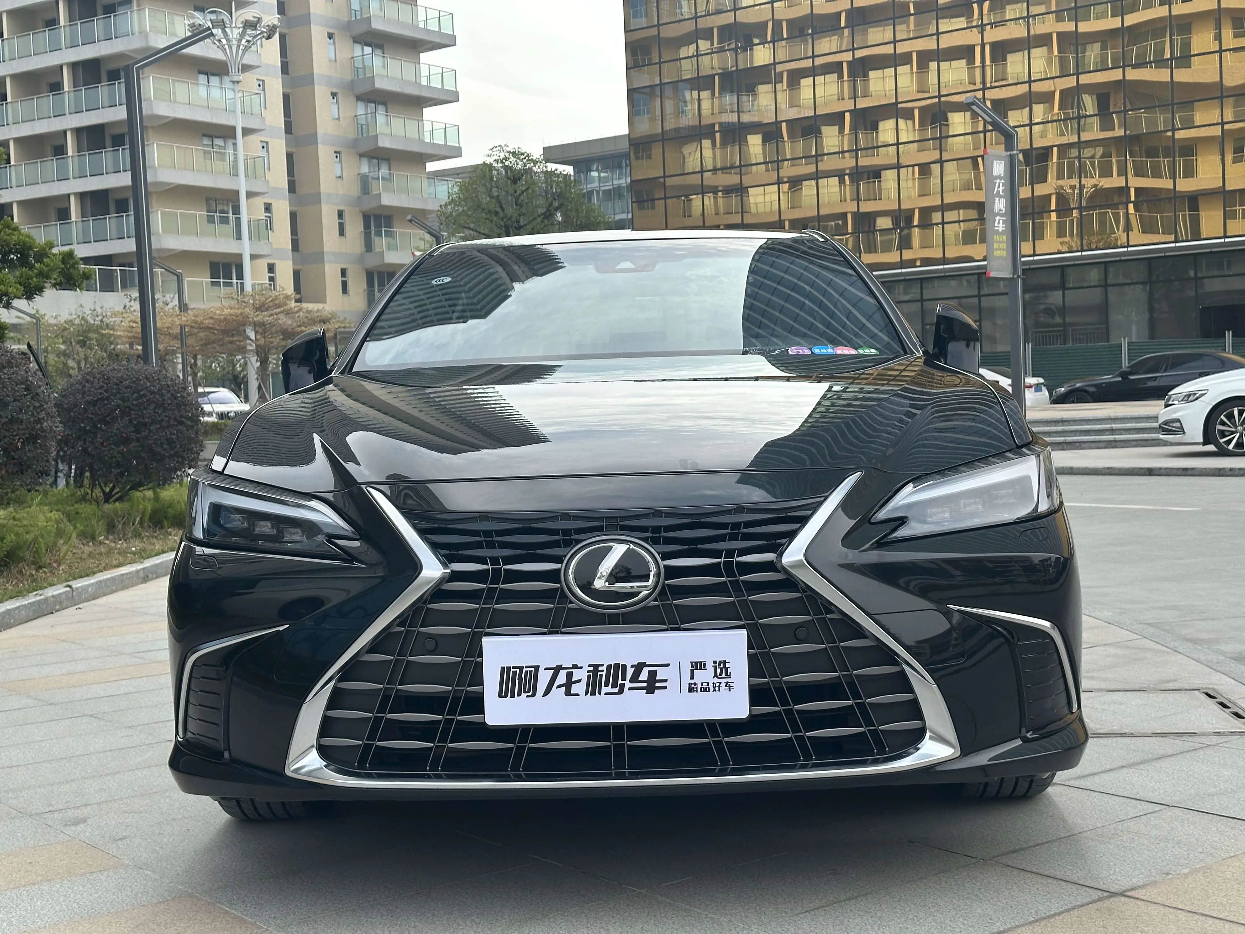 Lexus ES  из Китая