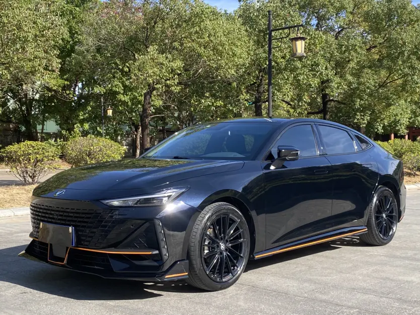 Changan UNI-V  из Китая