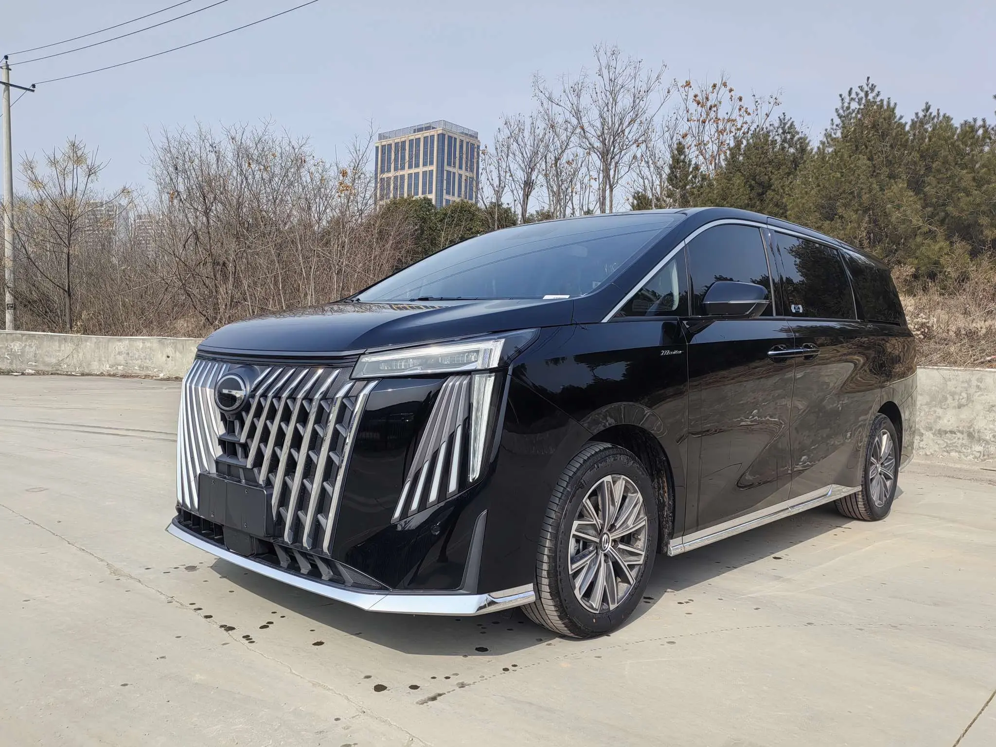 GAC Trumpchi M8  из Китая