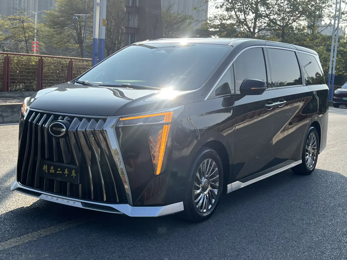 GAC Trumpchi M8  из Китая