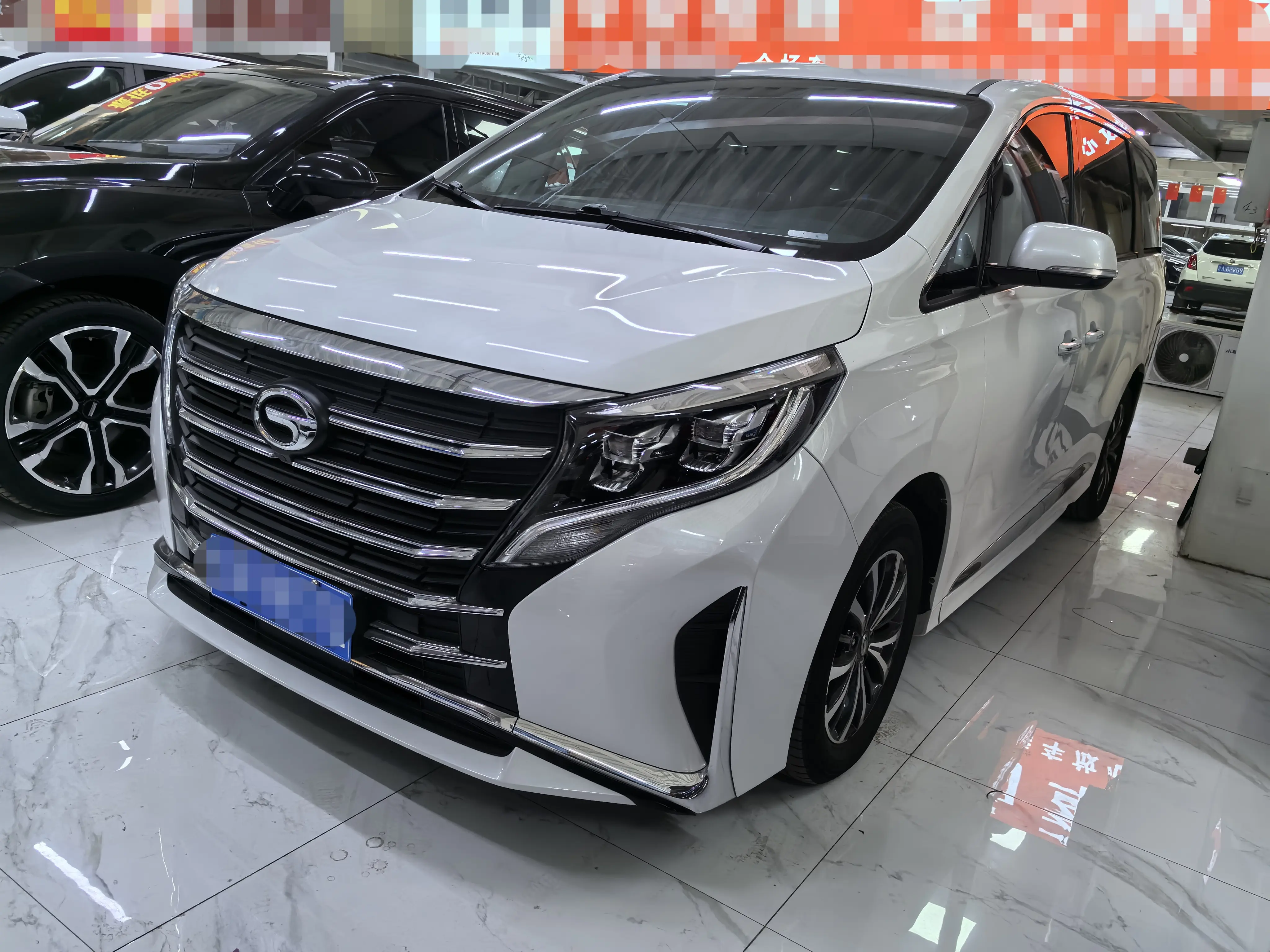 GAC Trumpchi M8  из Китая