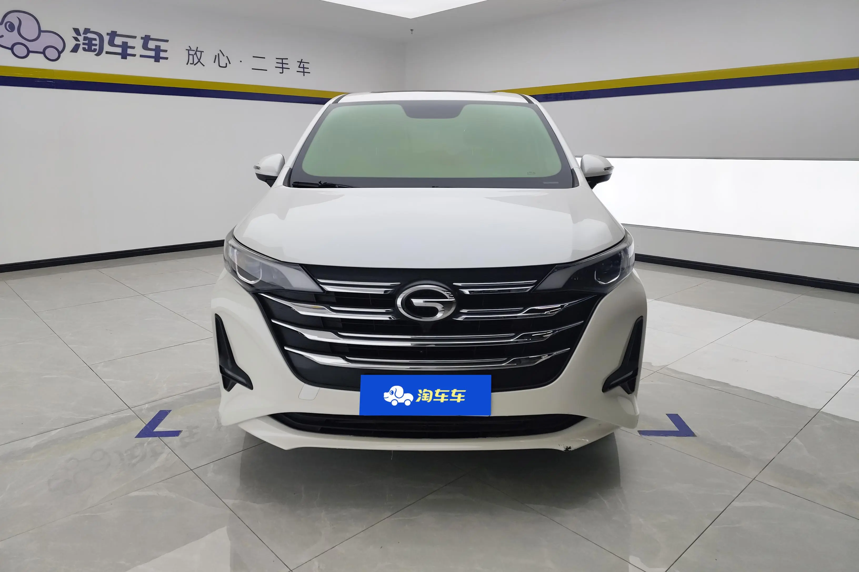GAC Trumpchi M6  из Китая