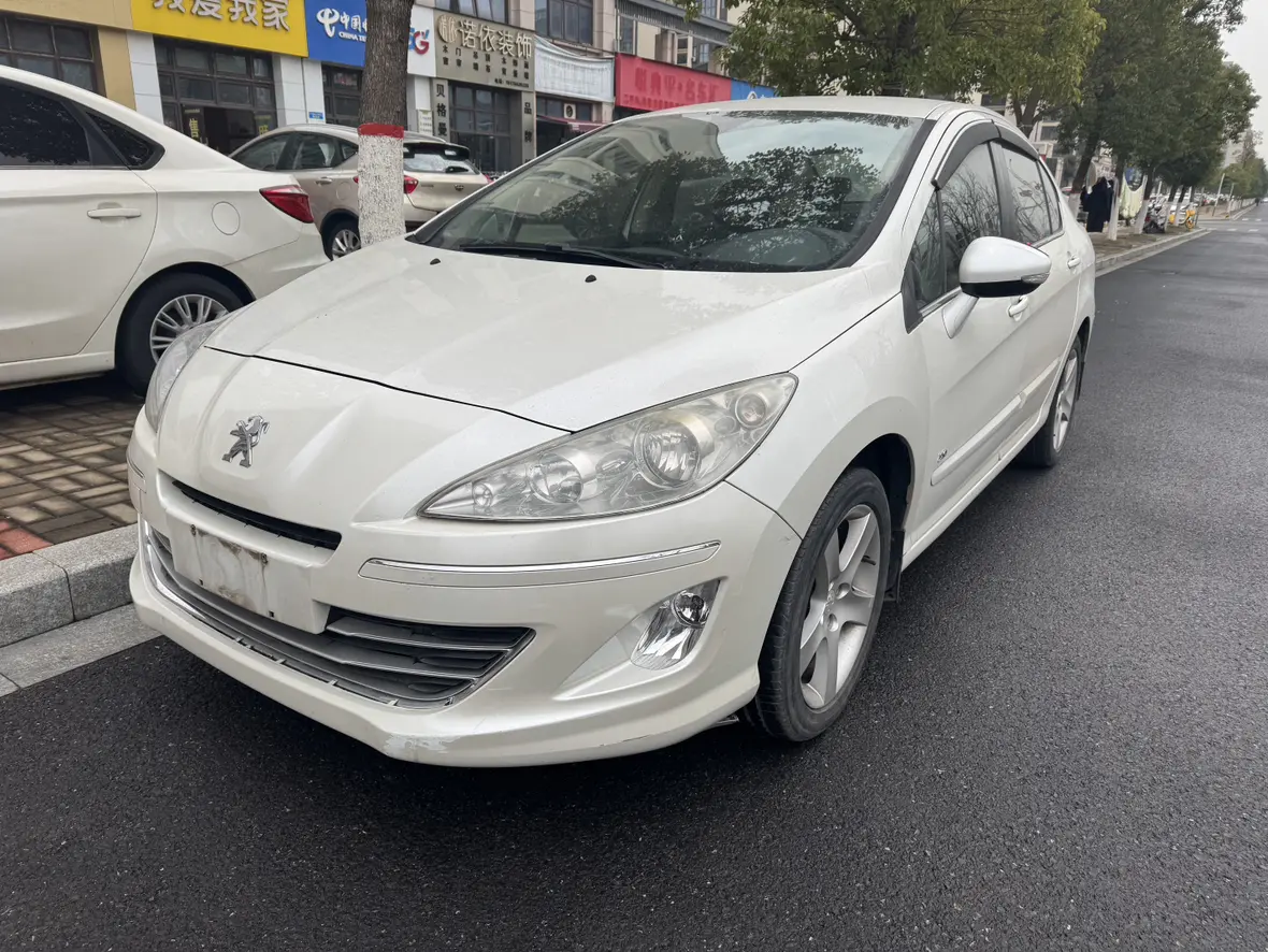 Peugeot 408  из Китая