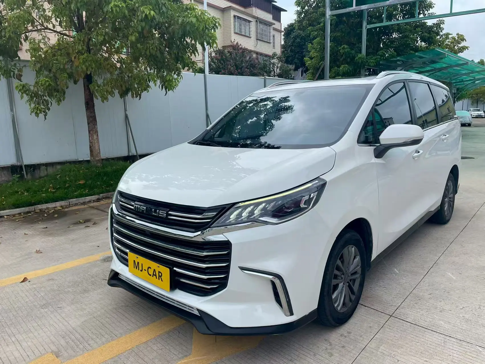 Datong Maxus G50  из Китая