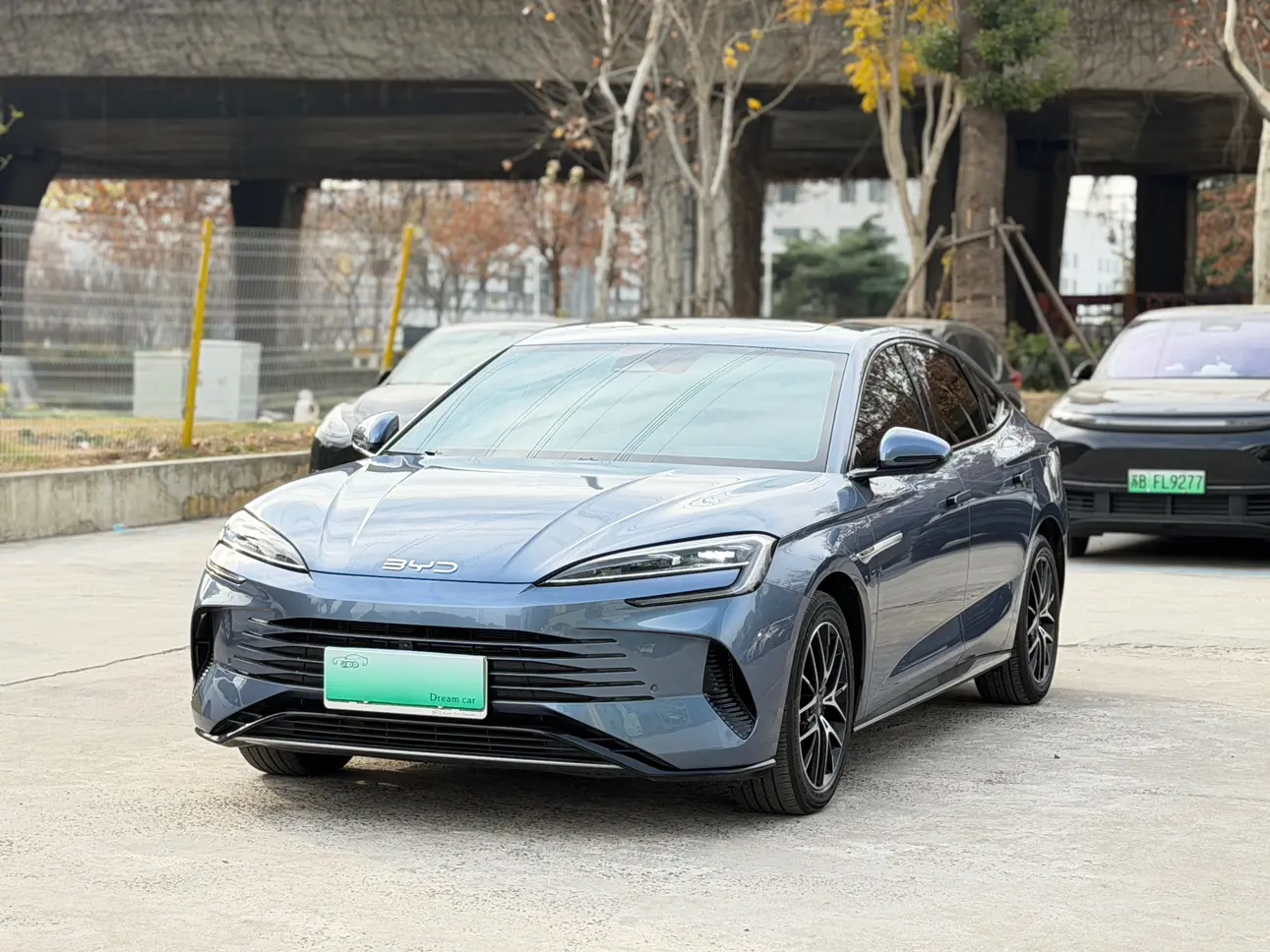 BYD Seal DM  из Китая