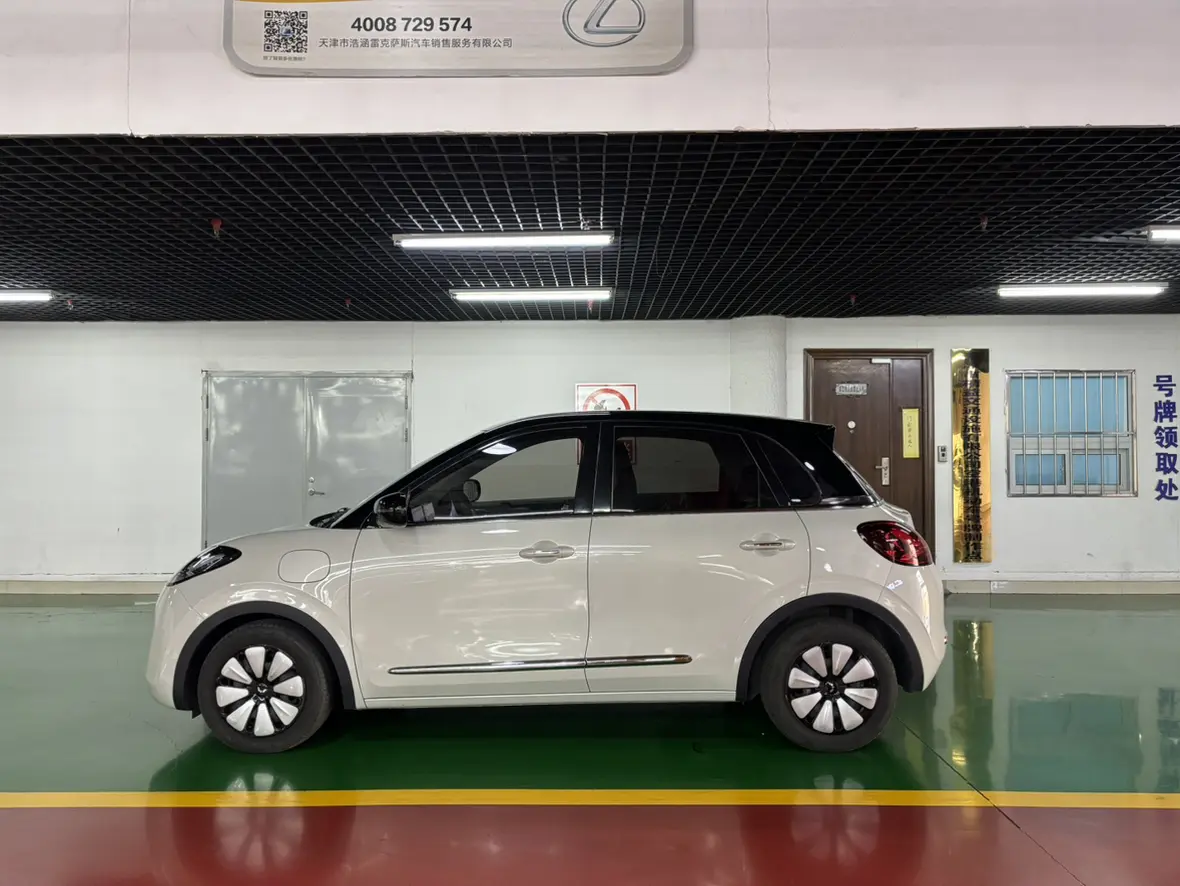 Wuling Bingo  из Китая