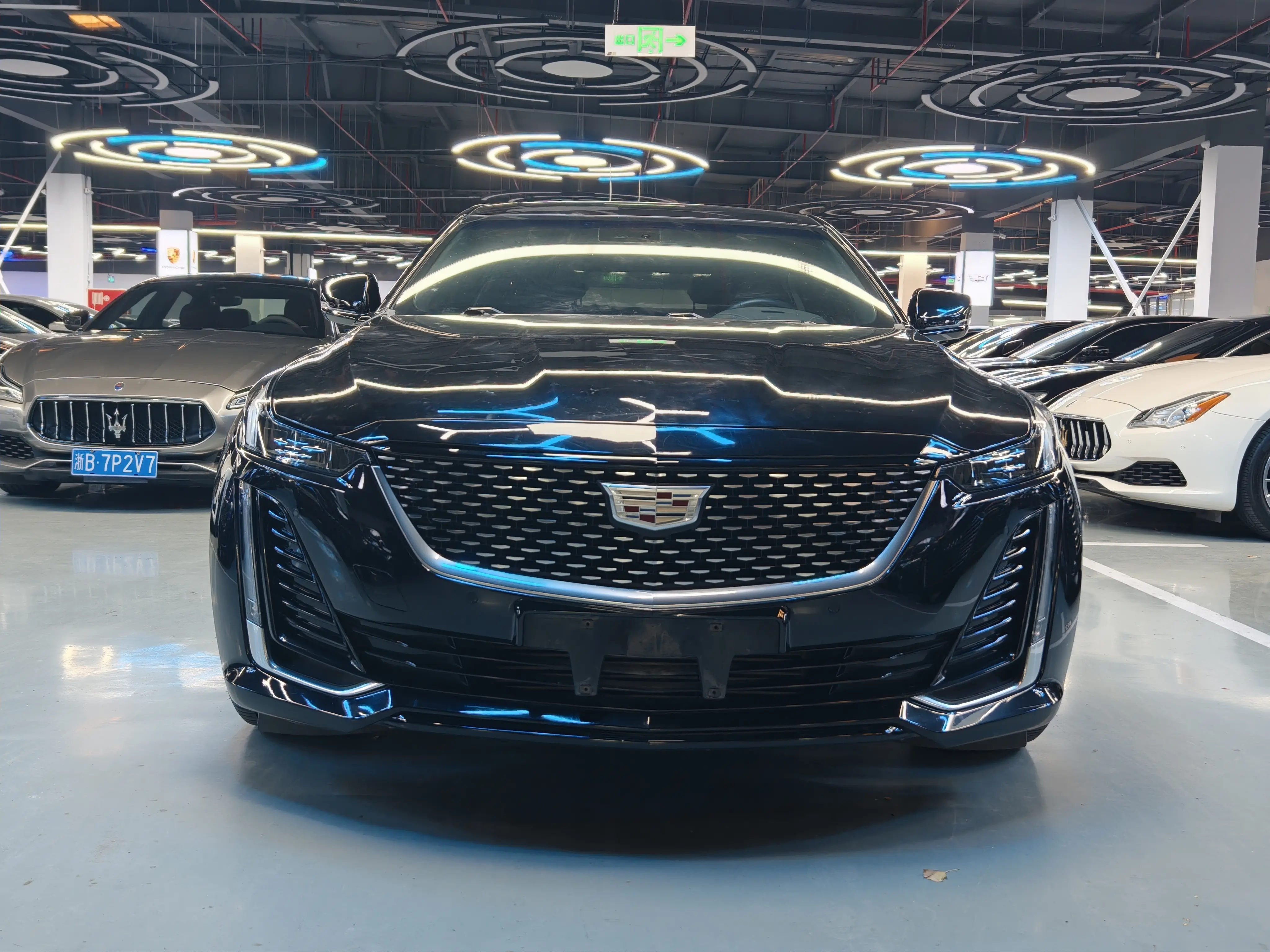 Cadillac CT5  из Китая