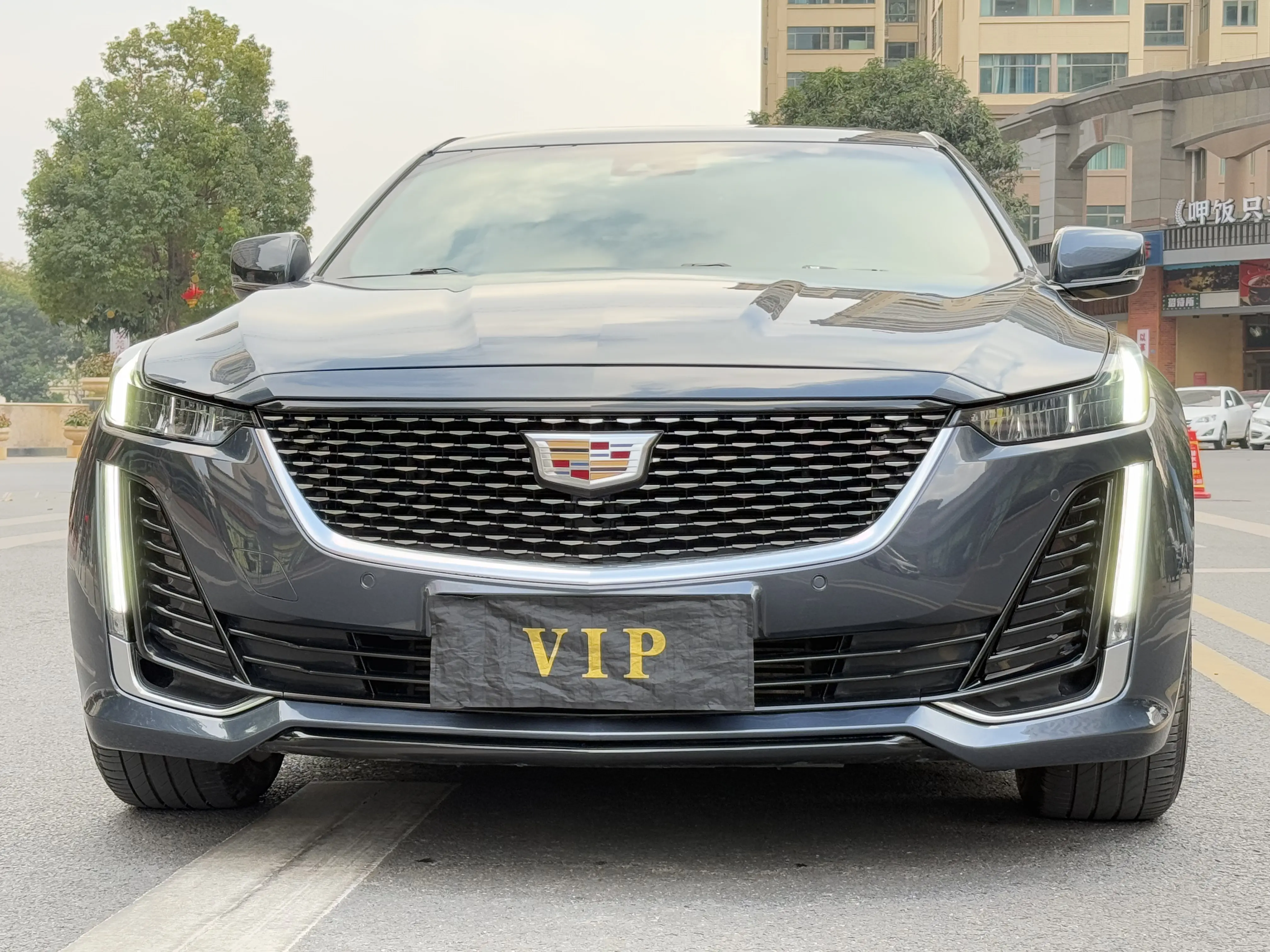 Cadillac CT5  из Китая