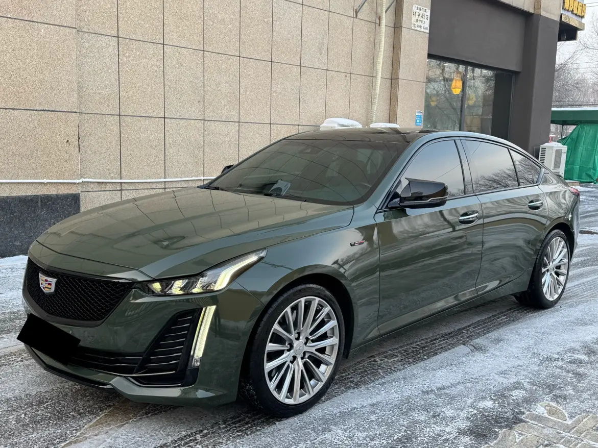 Cadillac CT5  из Китая