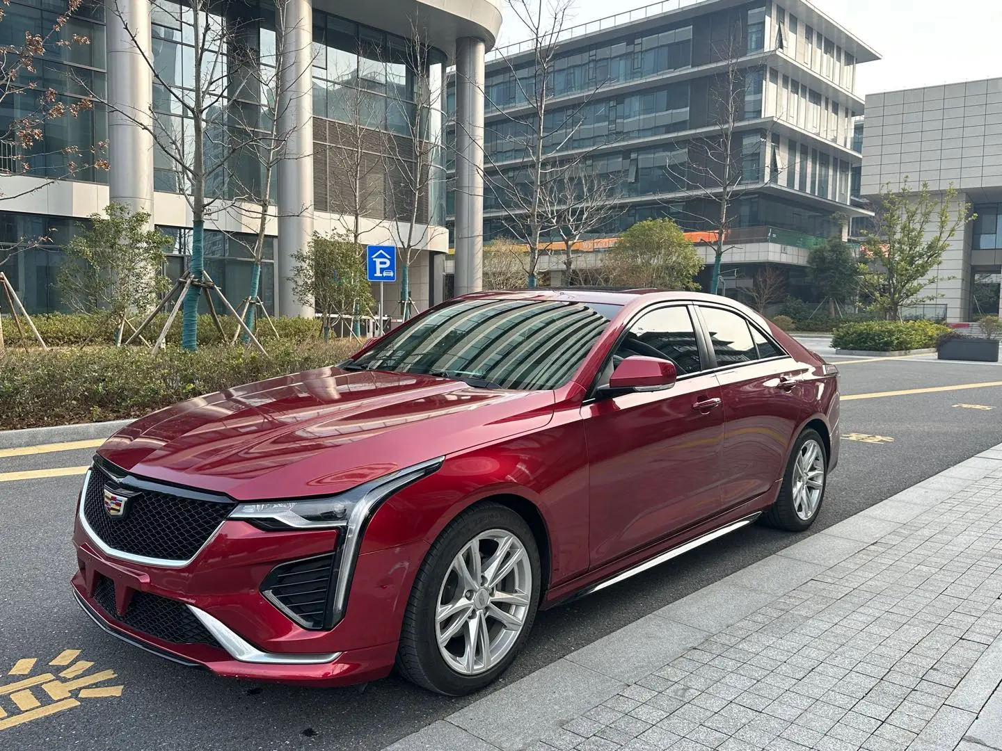 Cadillac CT4  из Китая