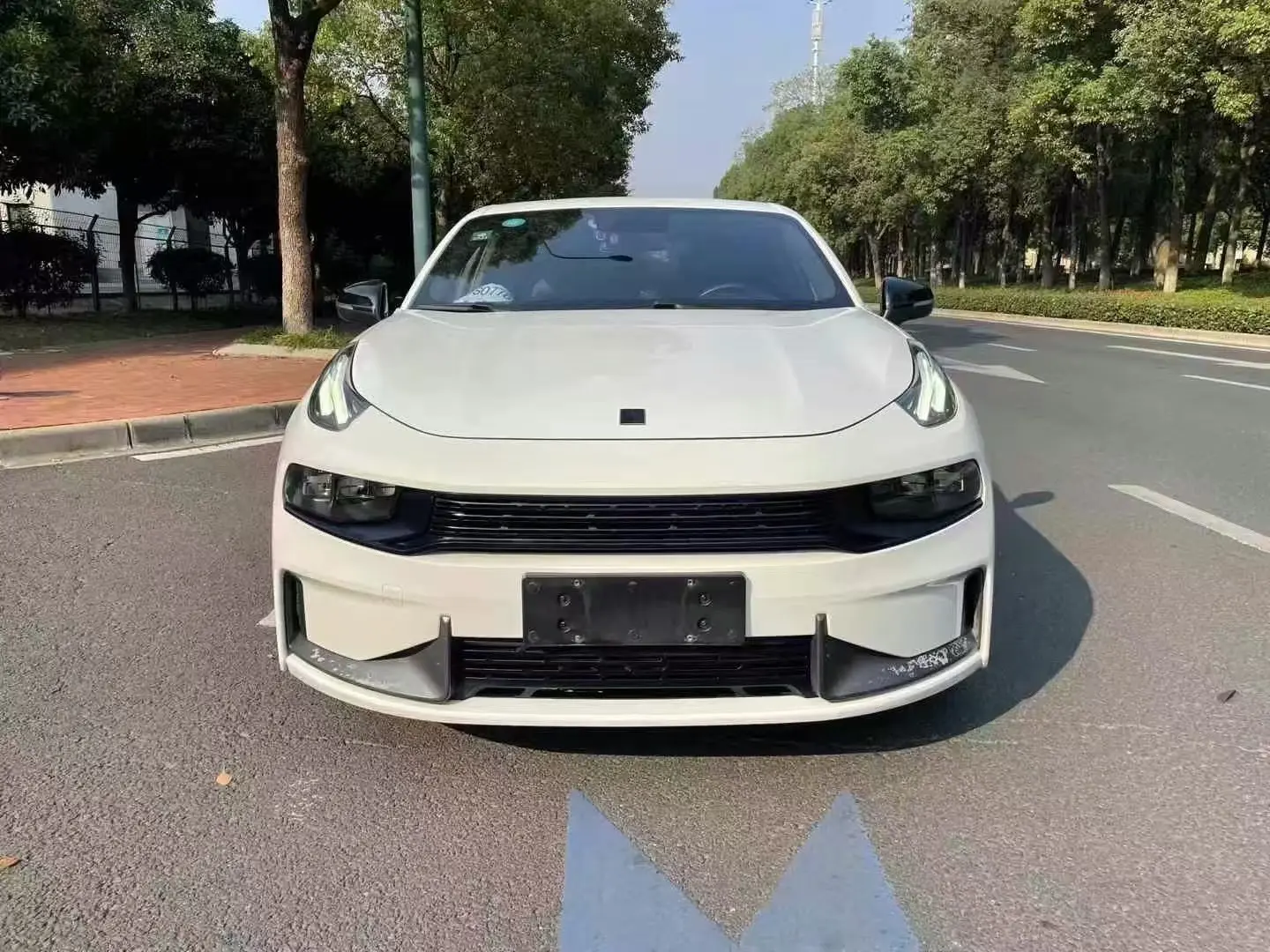 Lynk & Co 03  из Китая